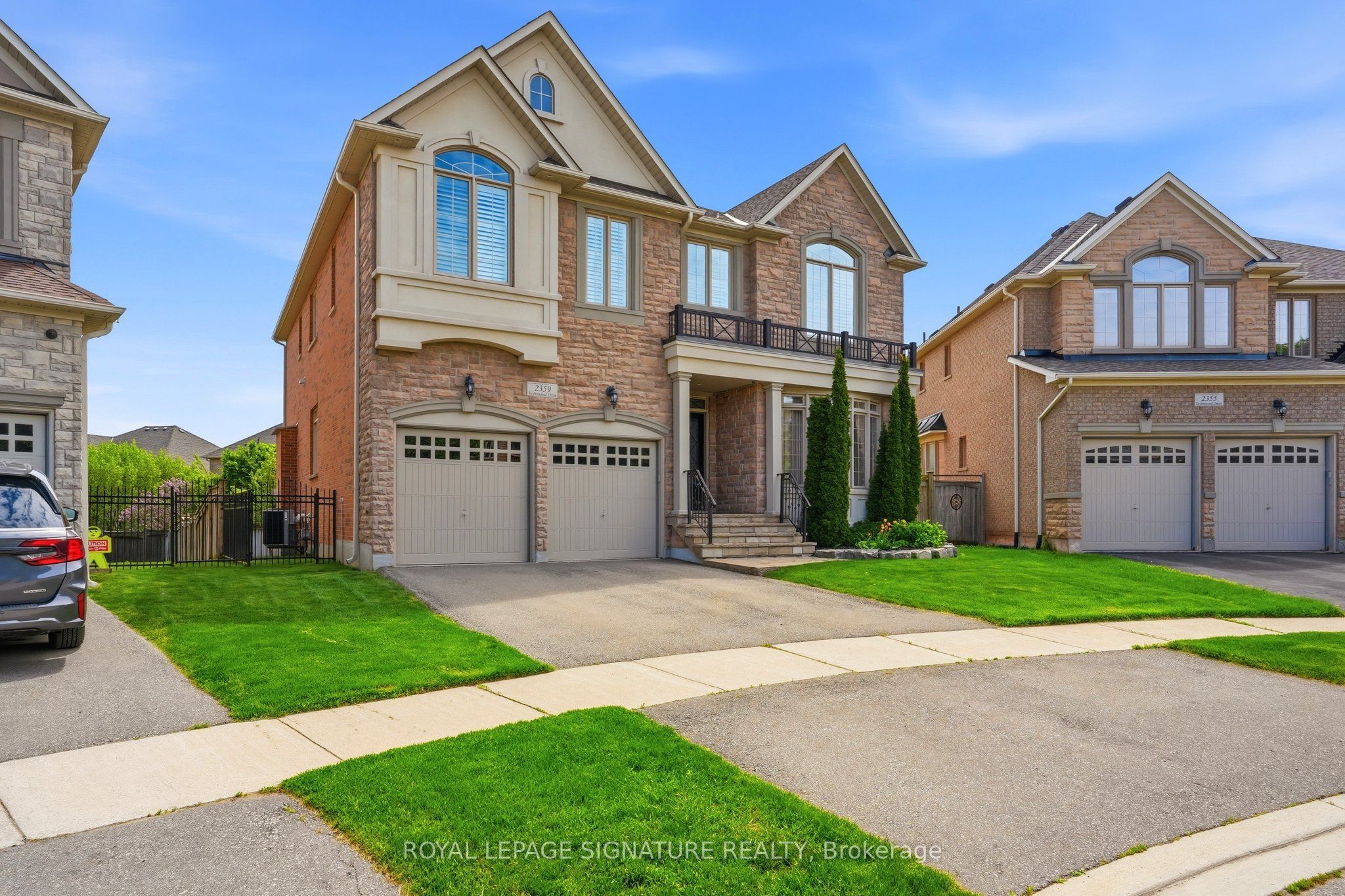 2359 Taylorwood Drive, Oakville, ON L6H 0C6 photo 2