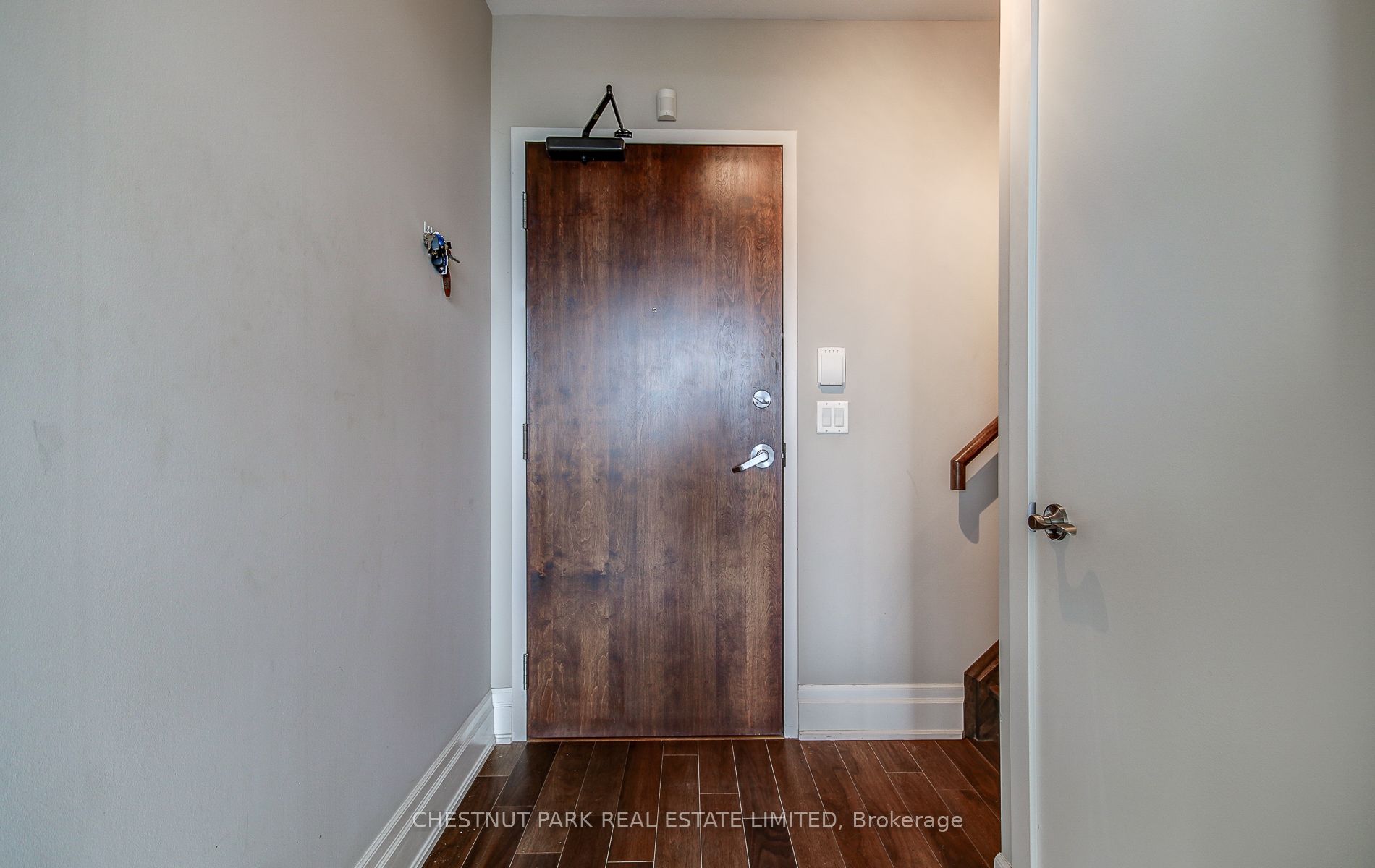 2 Fieldway Road PH 05, Toronto, ON M8Z 0B9 photo 2