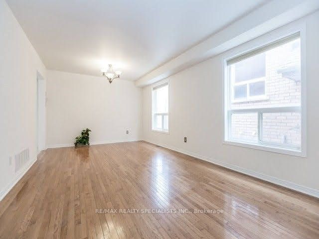 114 River Rock Crescent, Brampton, ON L7A 2W5 photo 4