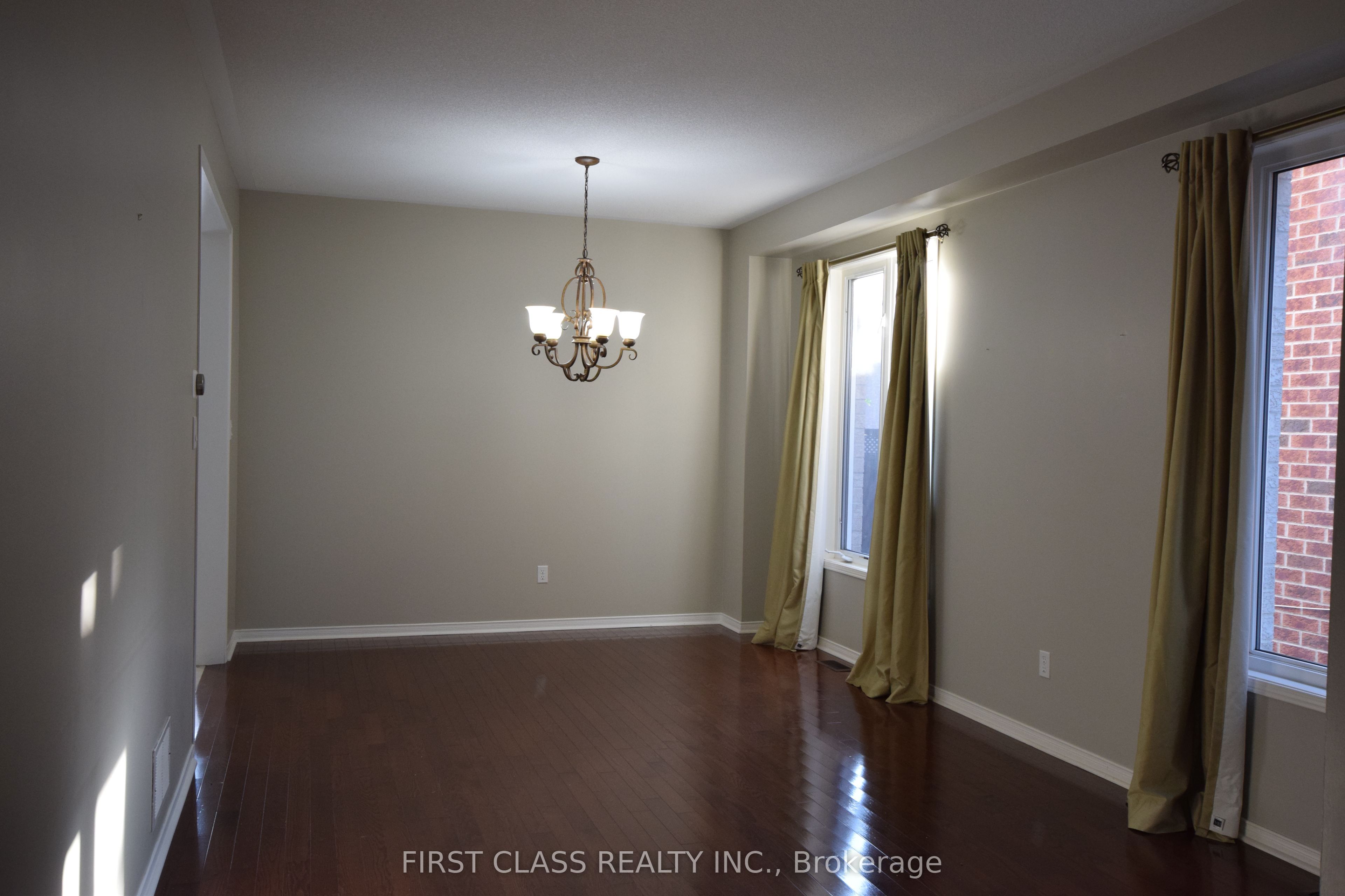 5168 Littlebend Drive, Mississauga, ON L5M 8B6 photo 3