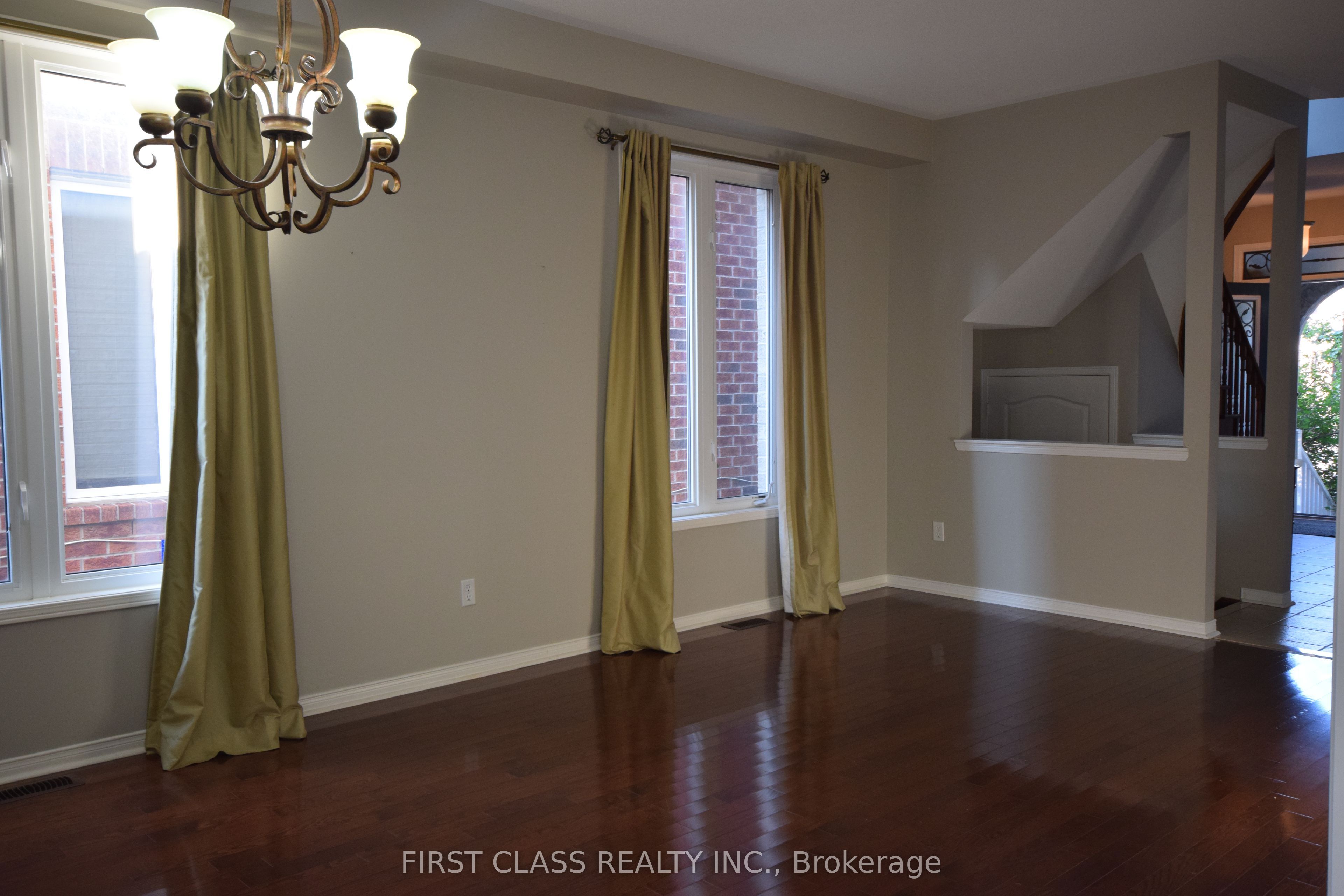 5168 Littlebend Drive, Mississauga, ON L5M 8B6 photo 4