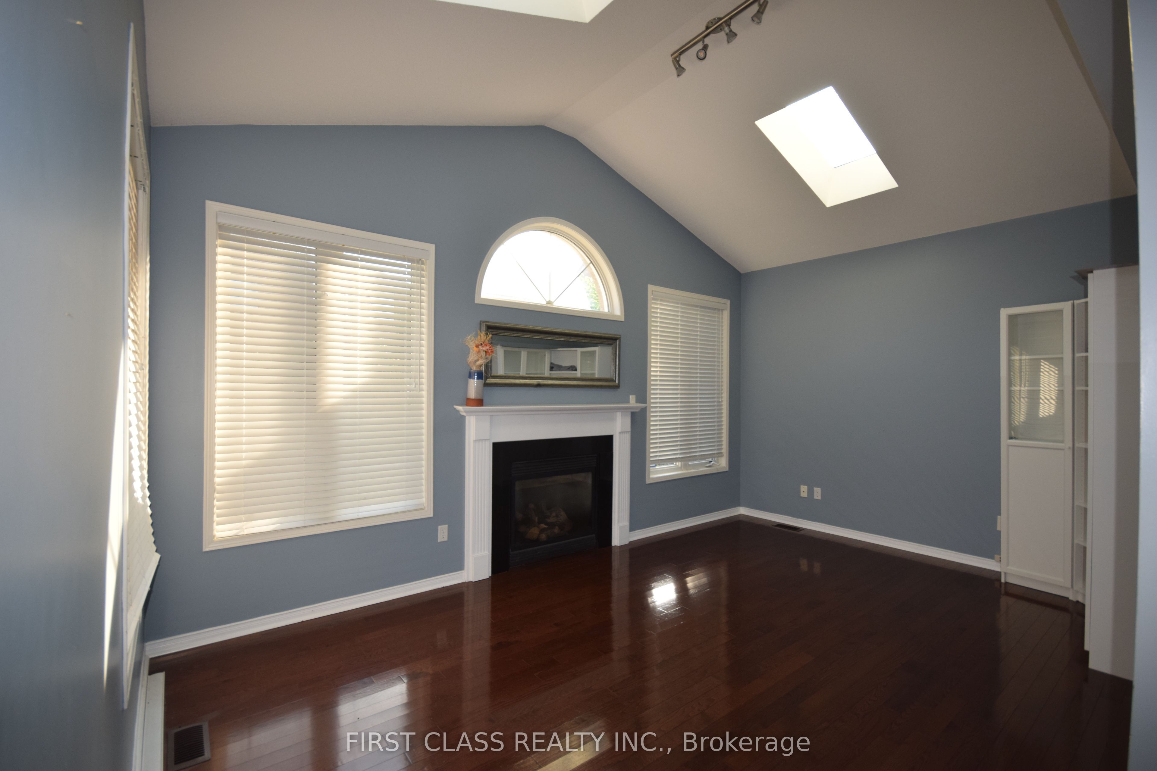 5168 Littlebend Drive, Mississauga, ON L5M 8B6 photo 5