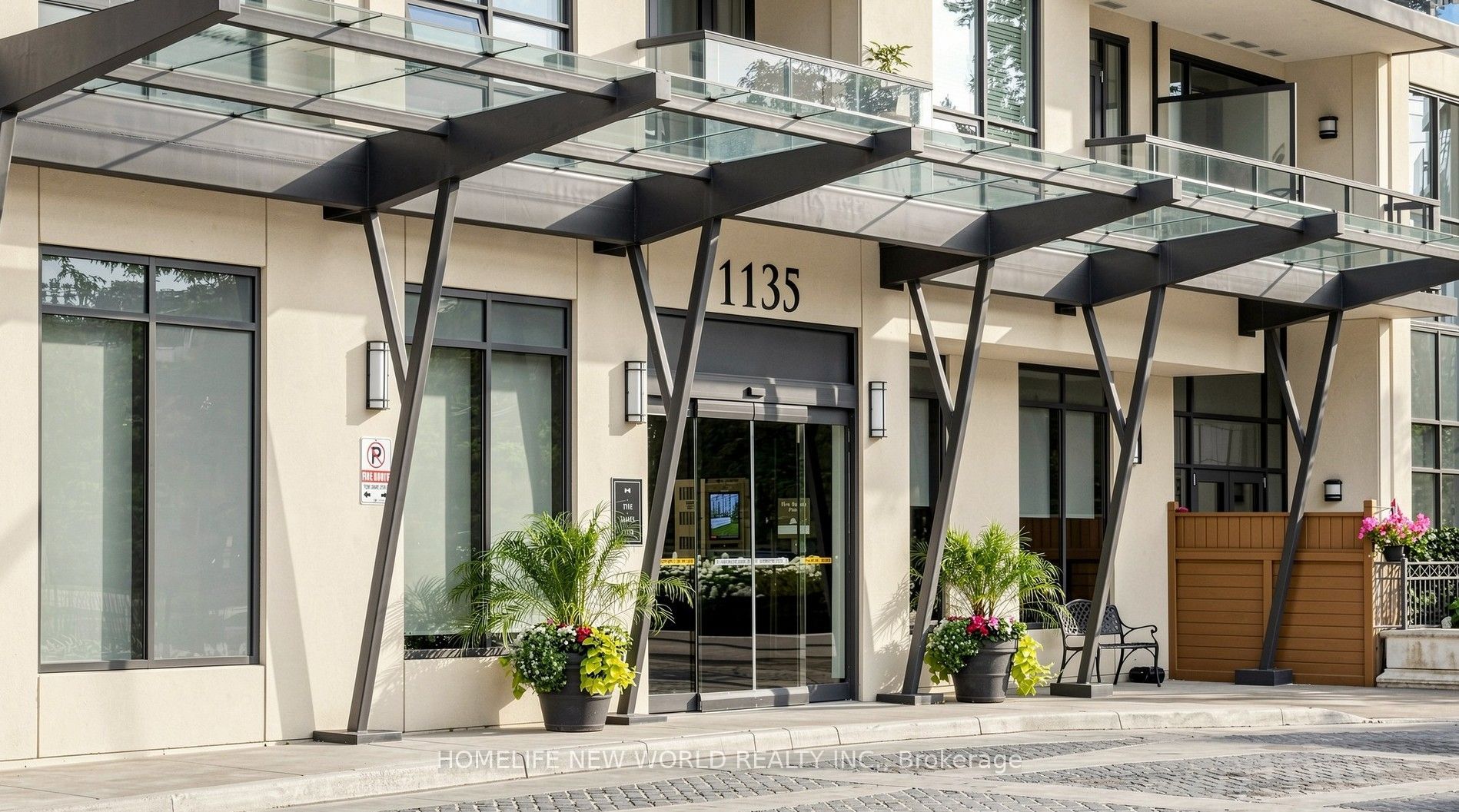 1135 Royal York Road 304, Toronto, ON M9A 0C3 photo 2