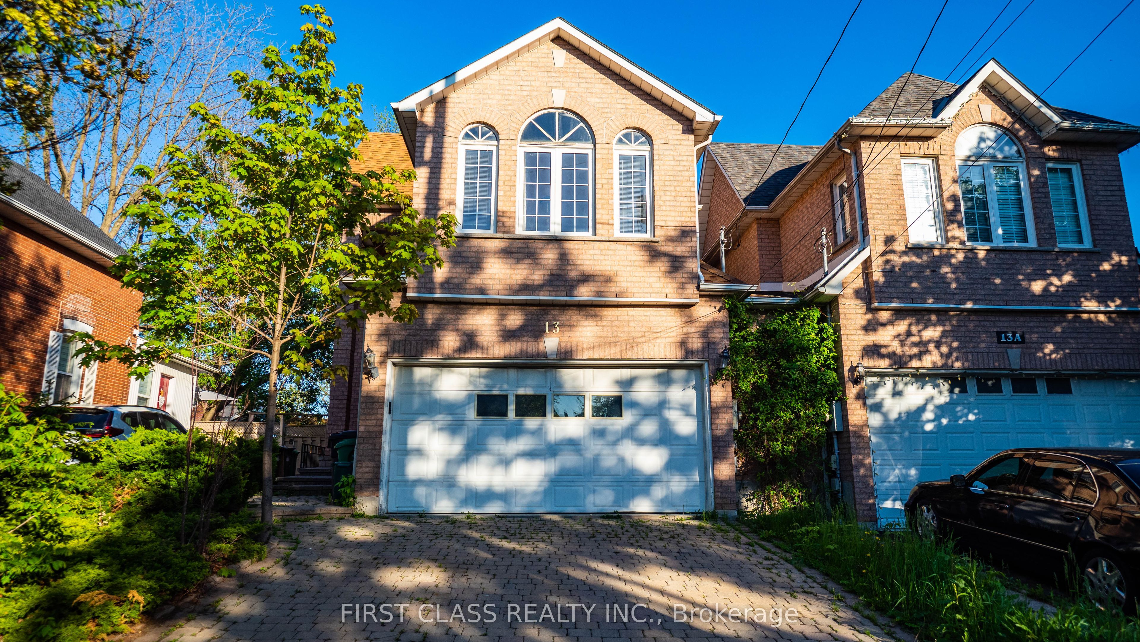 13 Princess Street, Mississauga, ON L5M 1Z8