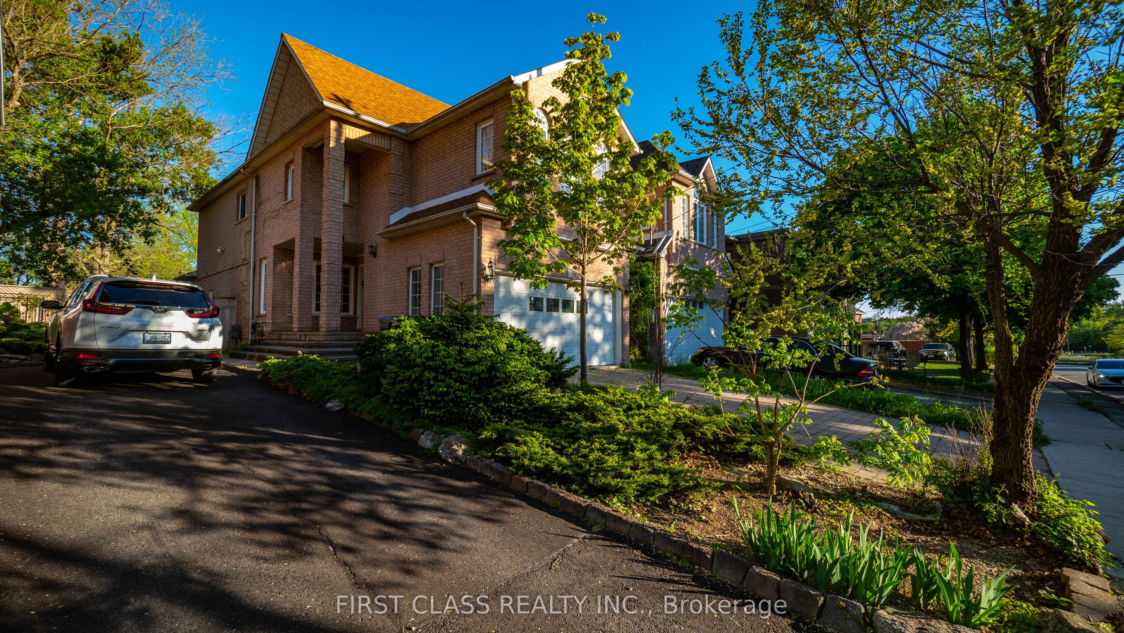13 Princess Street, Mississauga, ON L5M 1Z8 photo 3