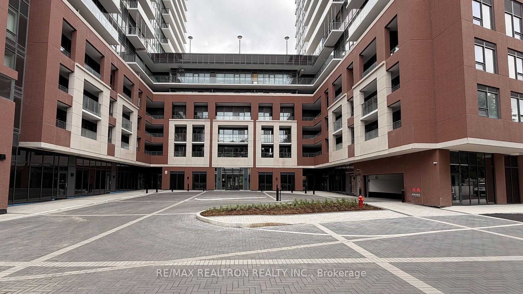 4010 Eglinton Avenue W 1305, Toronto, ON M9A 0G5 photo 3
