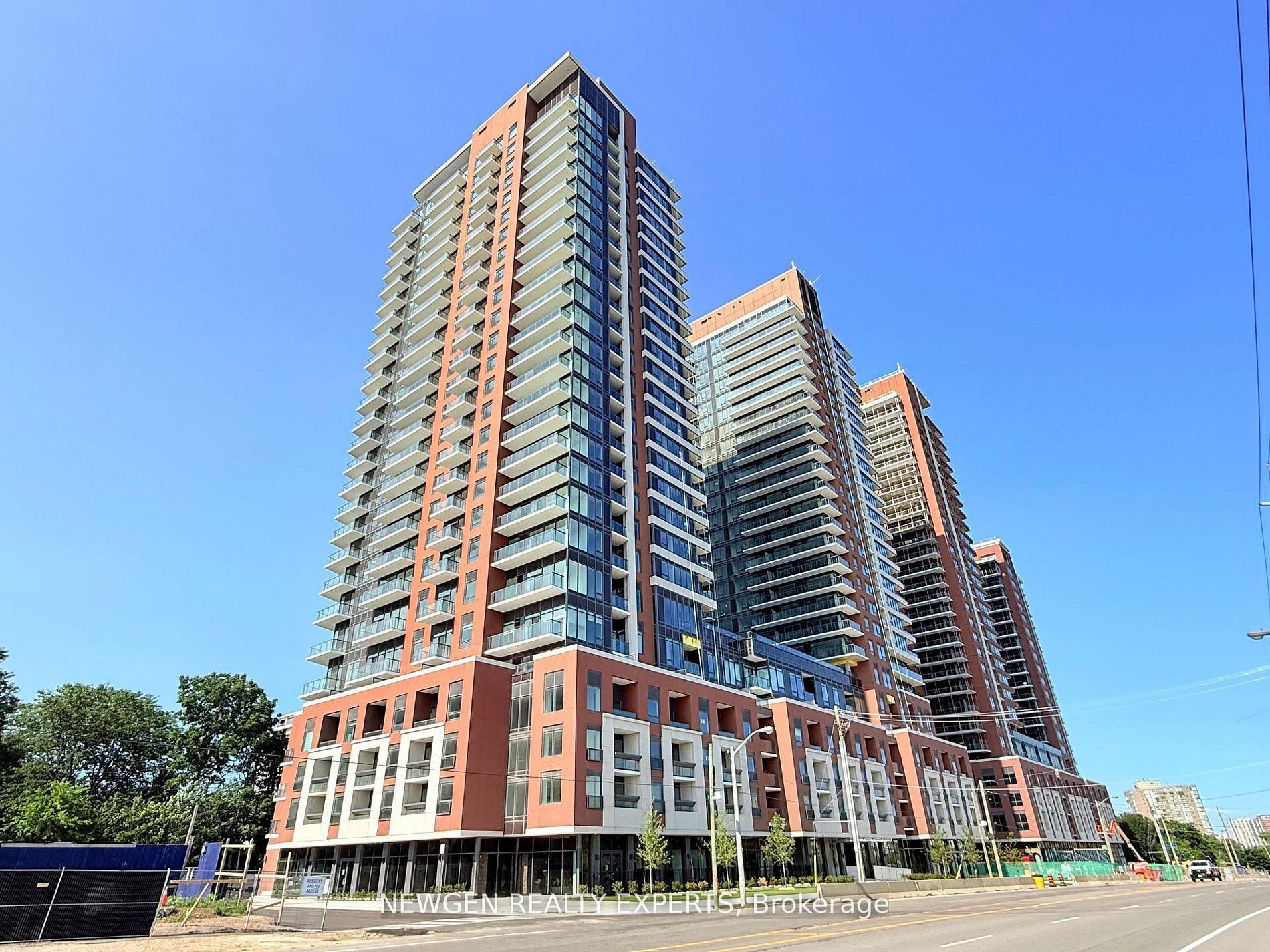 4010 Eglinton Avenue W 1201, Toronto, ON M9A 0G5
