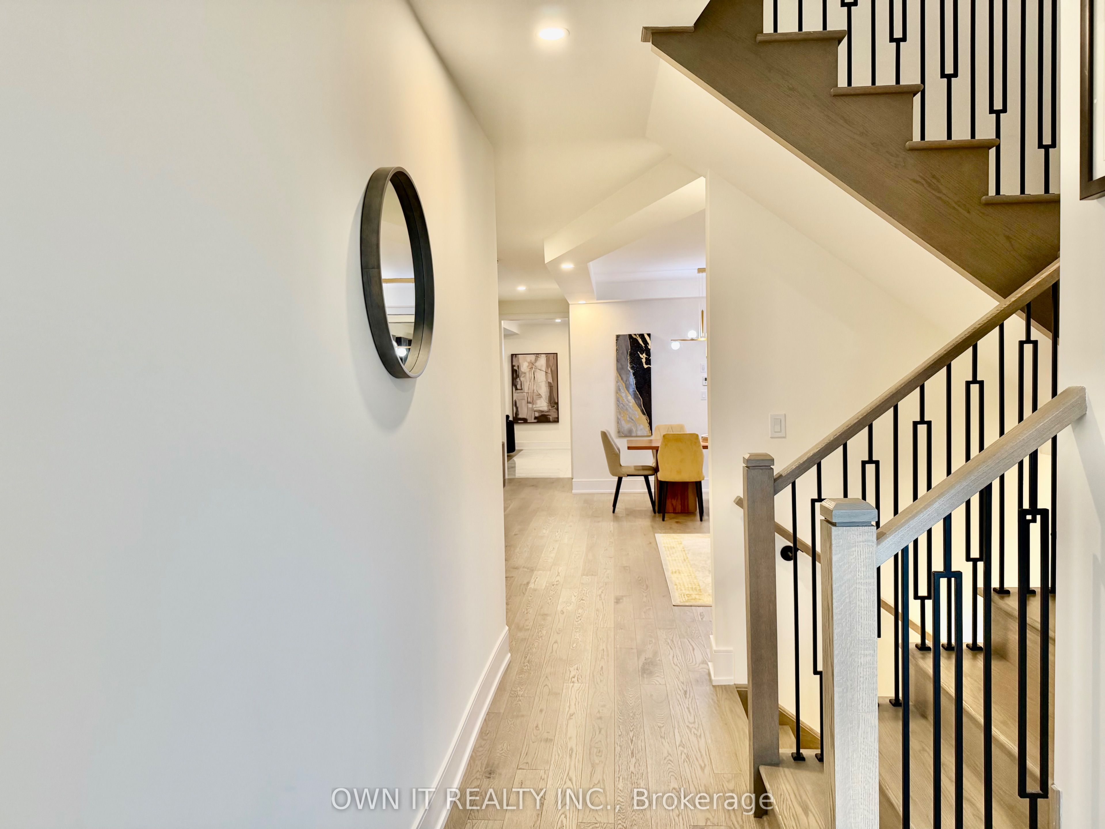 33 Lost Canyon Way, Brampton, ON L6X 3A6 photo 3
