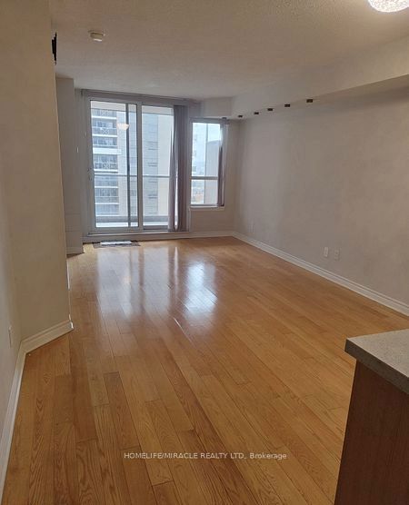 4090 Living Arts Drive 803, Mississauga, ON L5B 4M8 photo 5