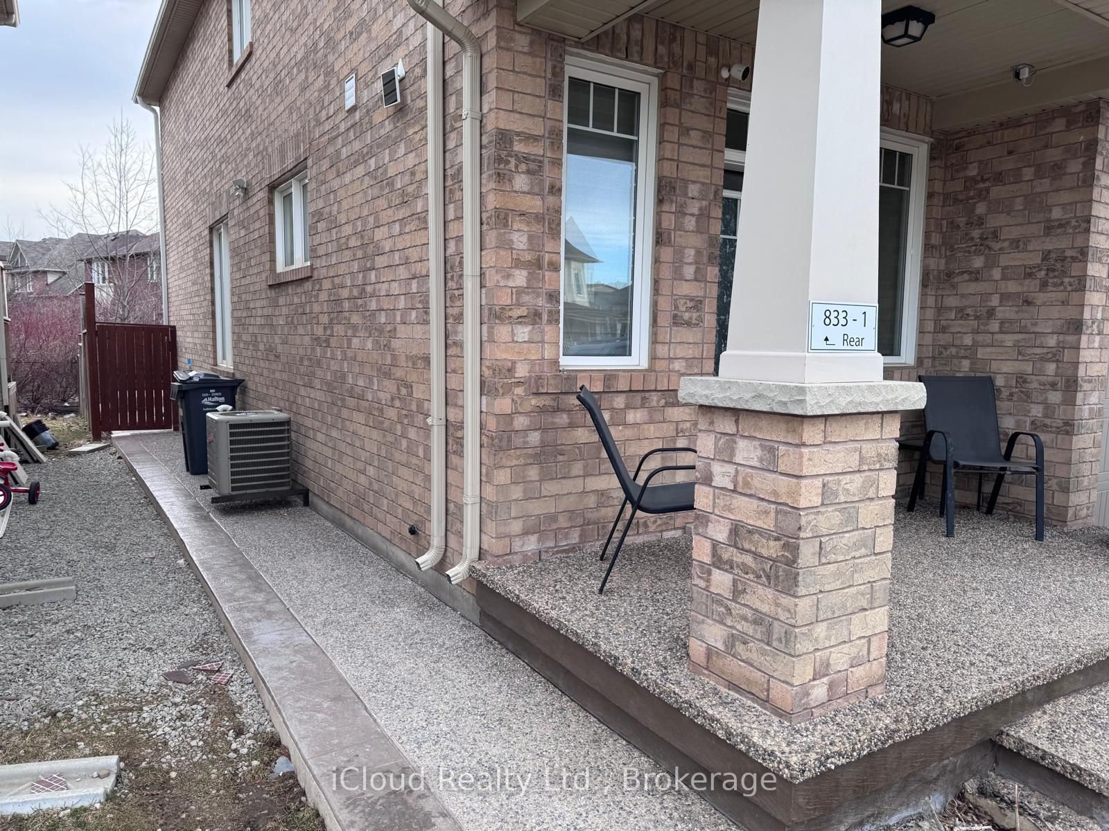 833 Farmstead Drive Basement, Milton, ON L9T 8C9 photo 2