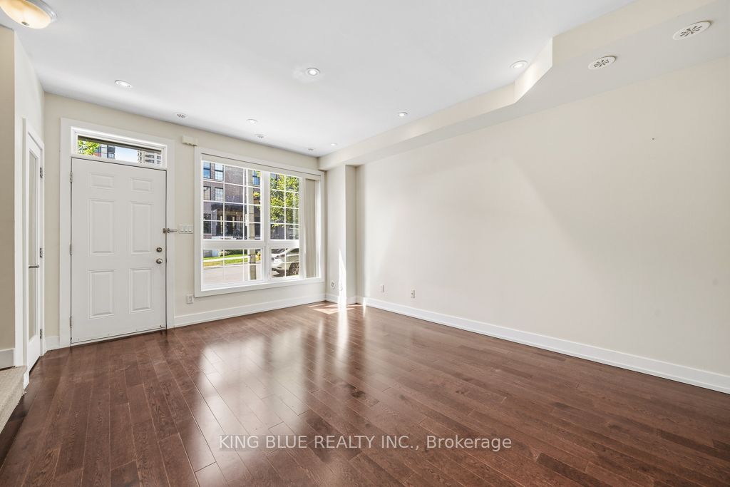 214 Brandon Avenue, Toronto, ON M6H 2E1 photo 5