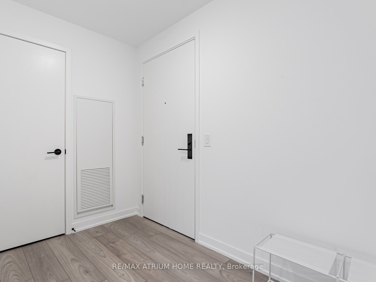 285 Dufferin Street 827, Toronto, ON M6K 0J2 photo 5