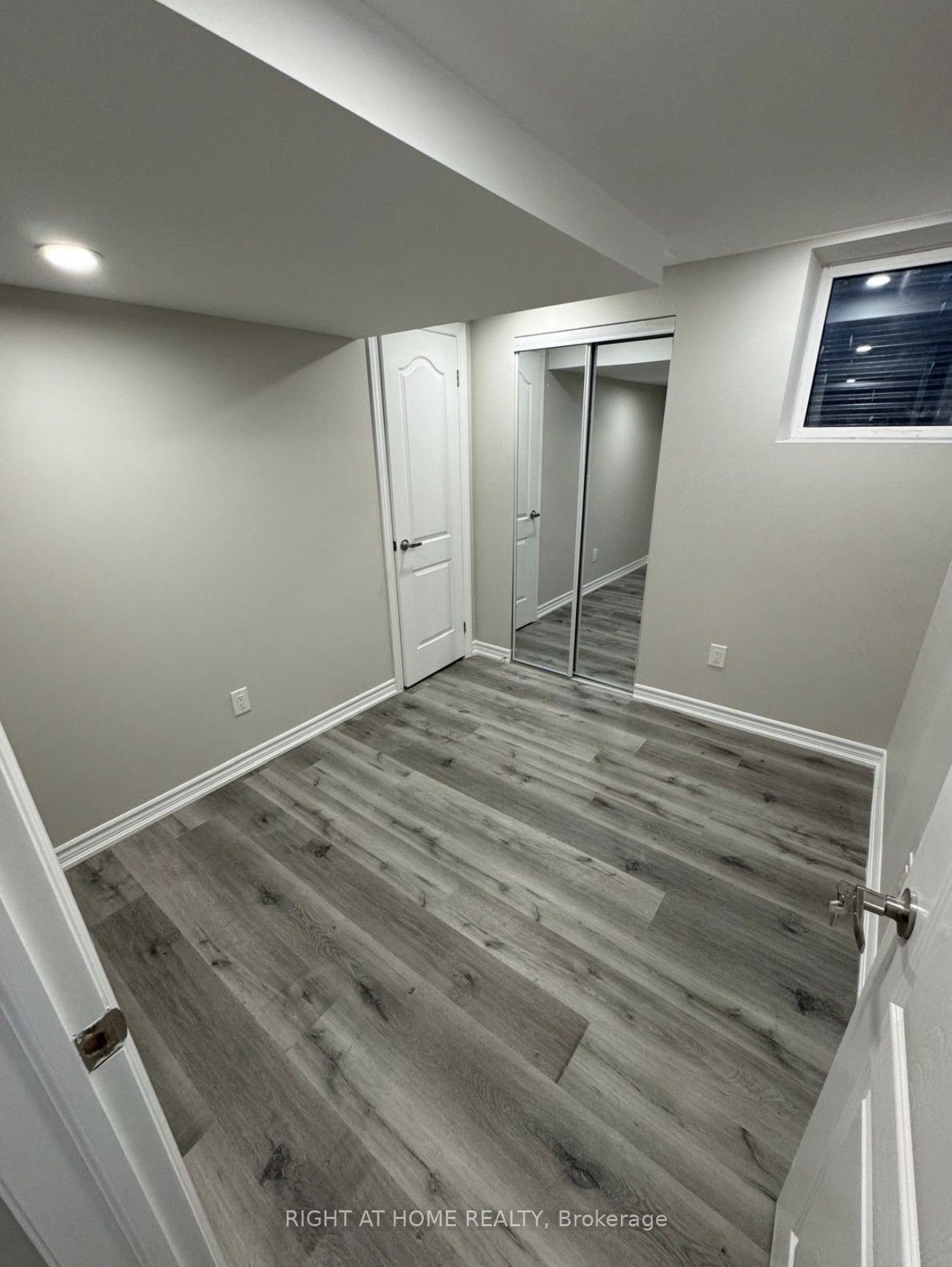 2956 Westoak Trails Boulevard, Oakville, ON L6M 4S6 photo 5