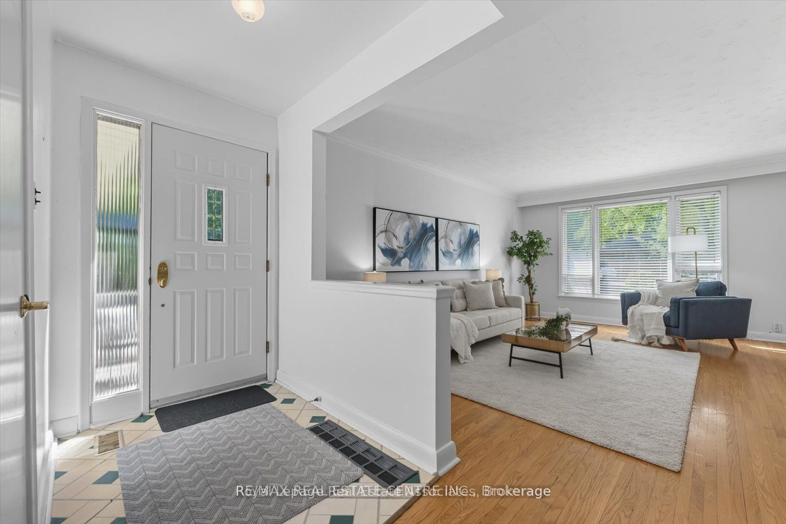 1229 Welwyn Drive upper, Mississauga, ON L5J 3J5 photo 2