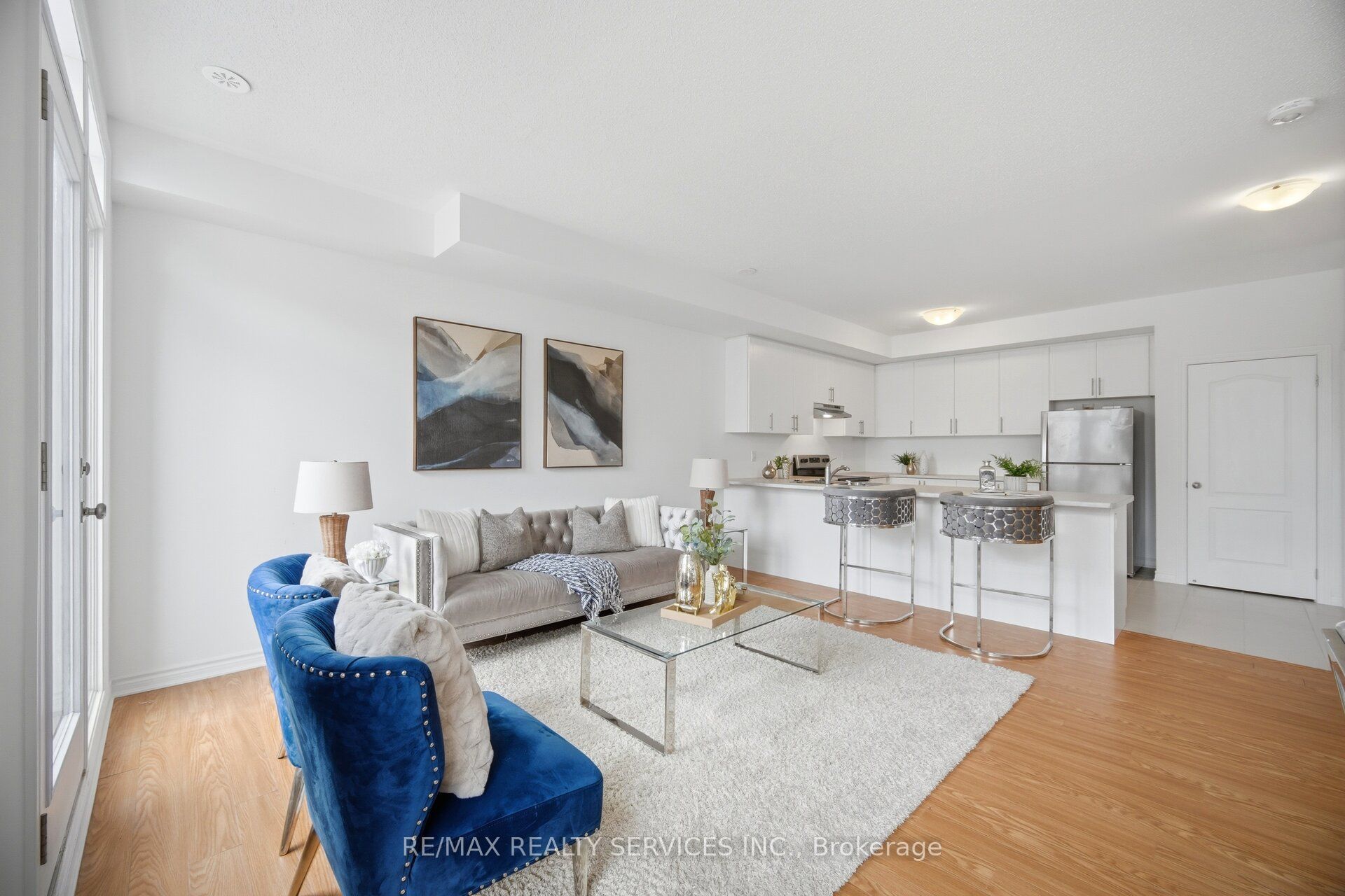 19 Tiveron Avenue, Caledon, ON L7C 4L4 photo 2