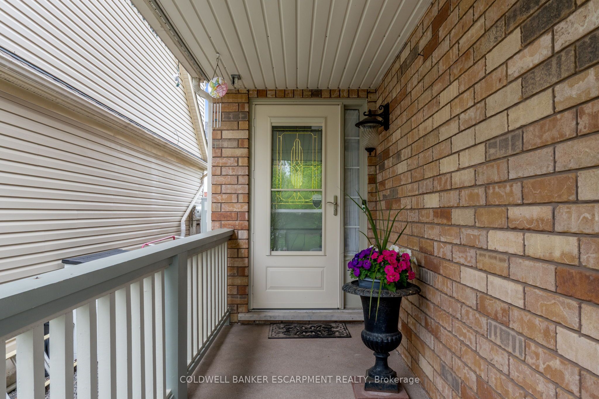 593 Caverhill Crescent, Milton, ON L9T 5K1 photo 4