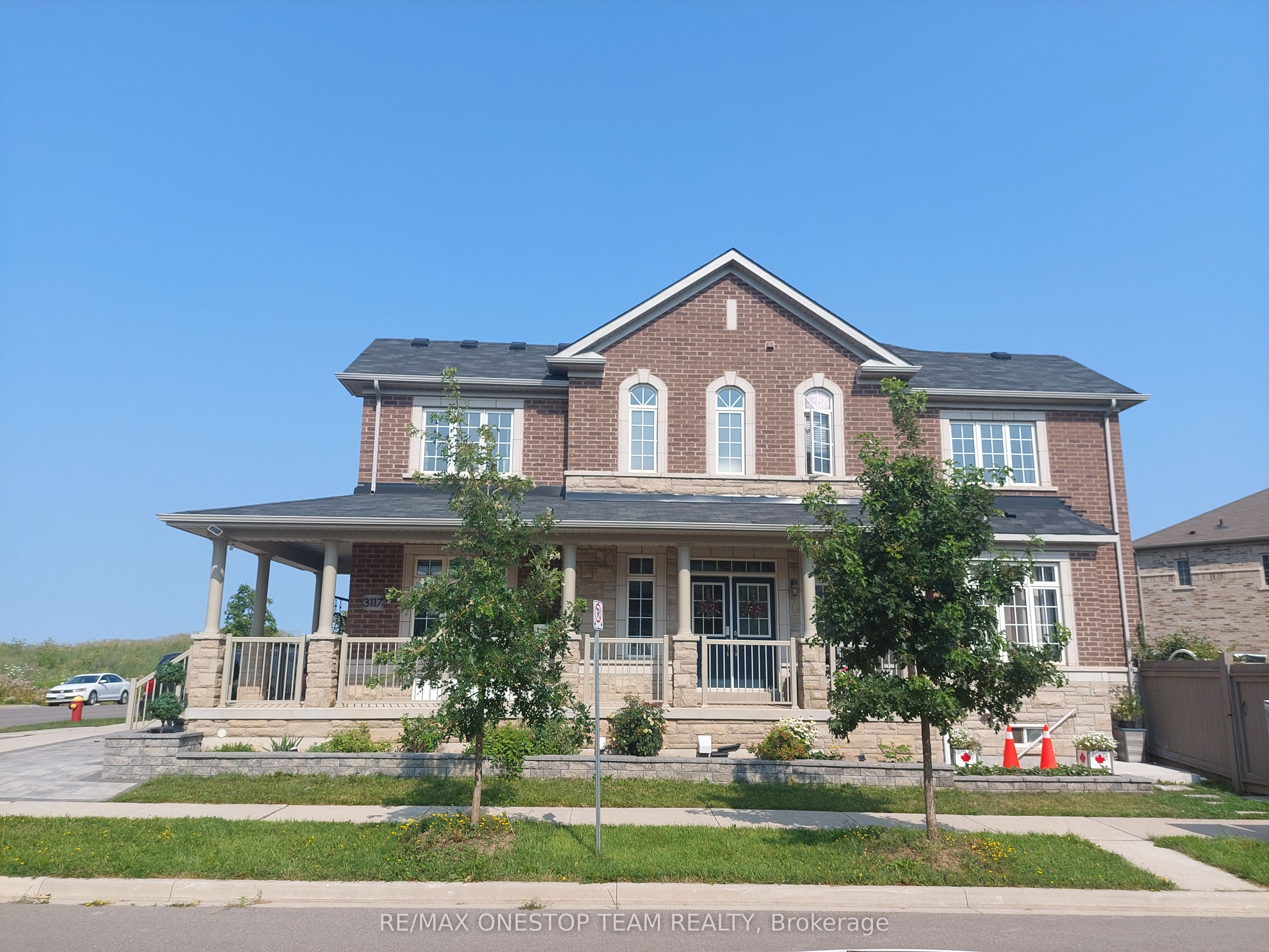 3117 River Rock Path Lower, Oakville, ON L6H 0S9