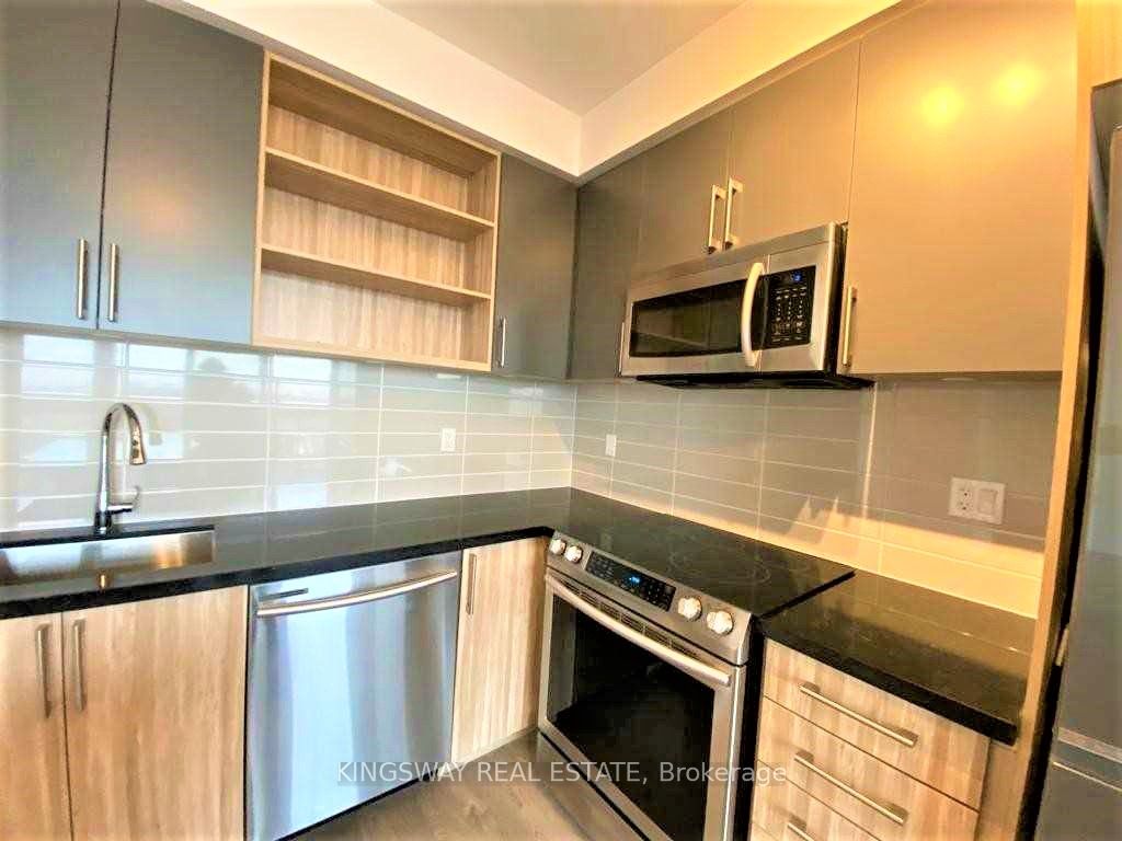 4699 Glen Erin Drive 1403, Mississauga, ON L5M 2E5 photo 5