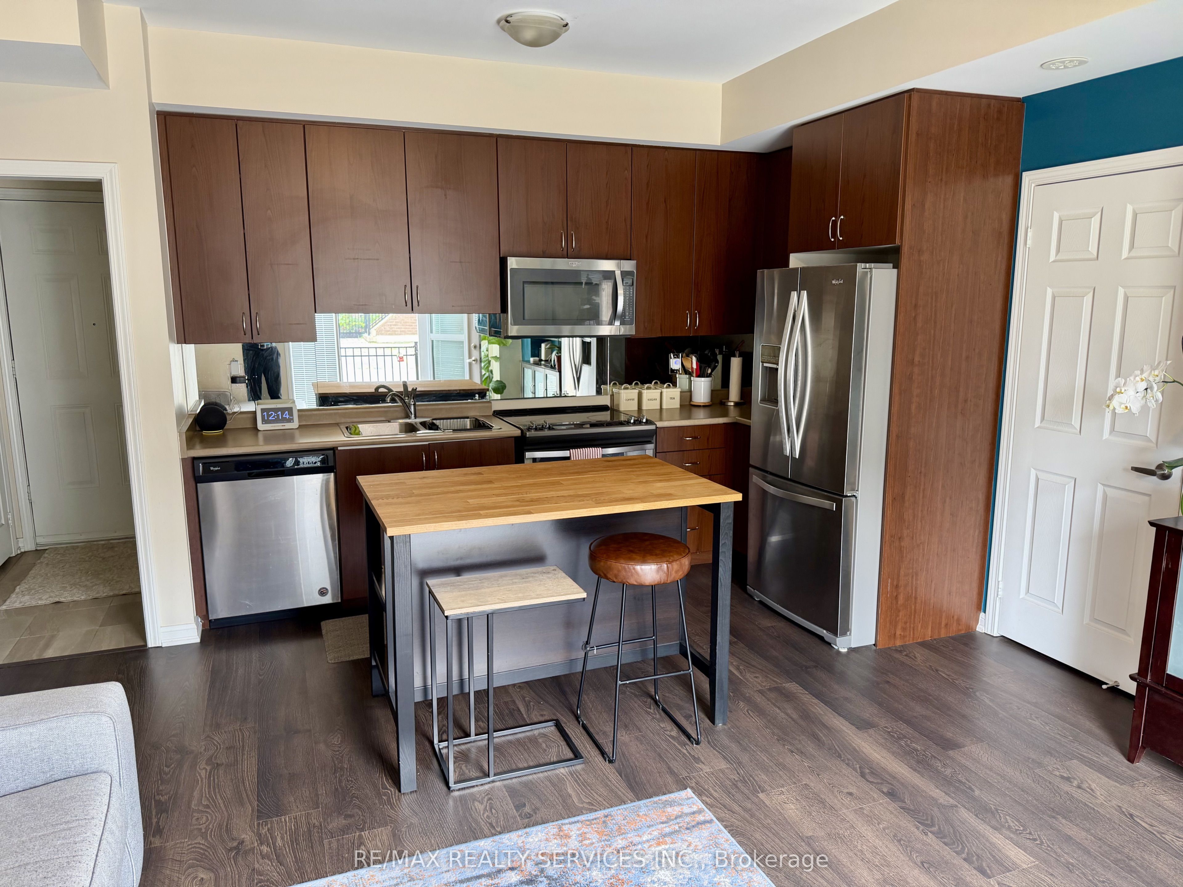 250 Sunny Meadow Boulevard 256, Brampton, ON L6R 3Y6 photo 5