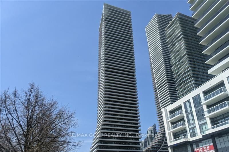 20 Shore Breeze Drive 3803, Toronto, ON M8V 0J1