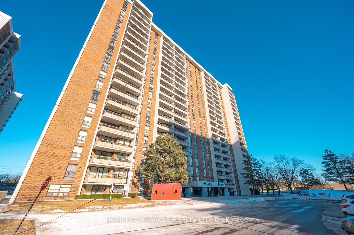 4 Kings Cross Road 602, Brampton, ON L6T 3X8 photo 3