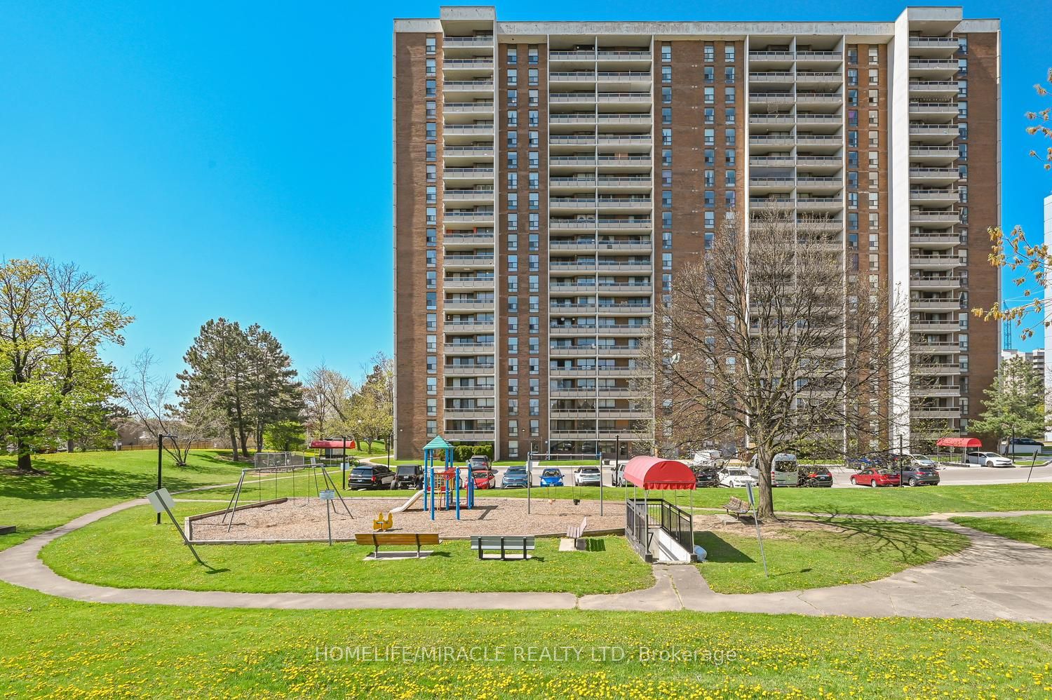 4 Kings Cross Road 602, Brampton, ON L6T 3X8 photo 4