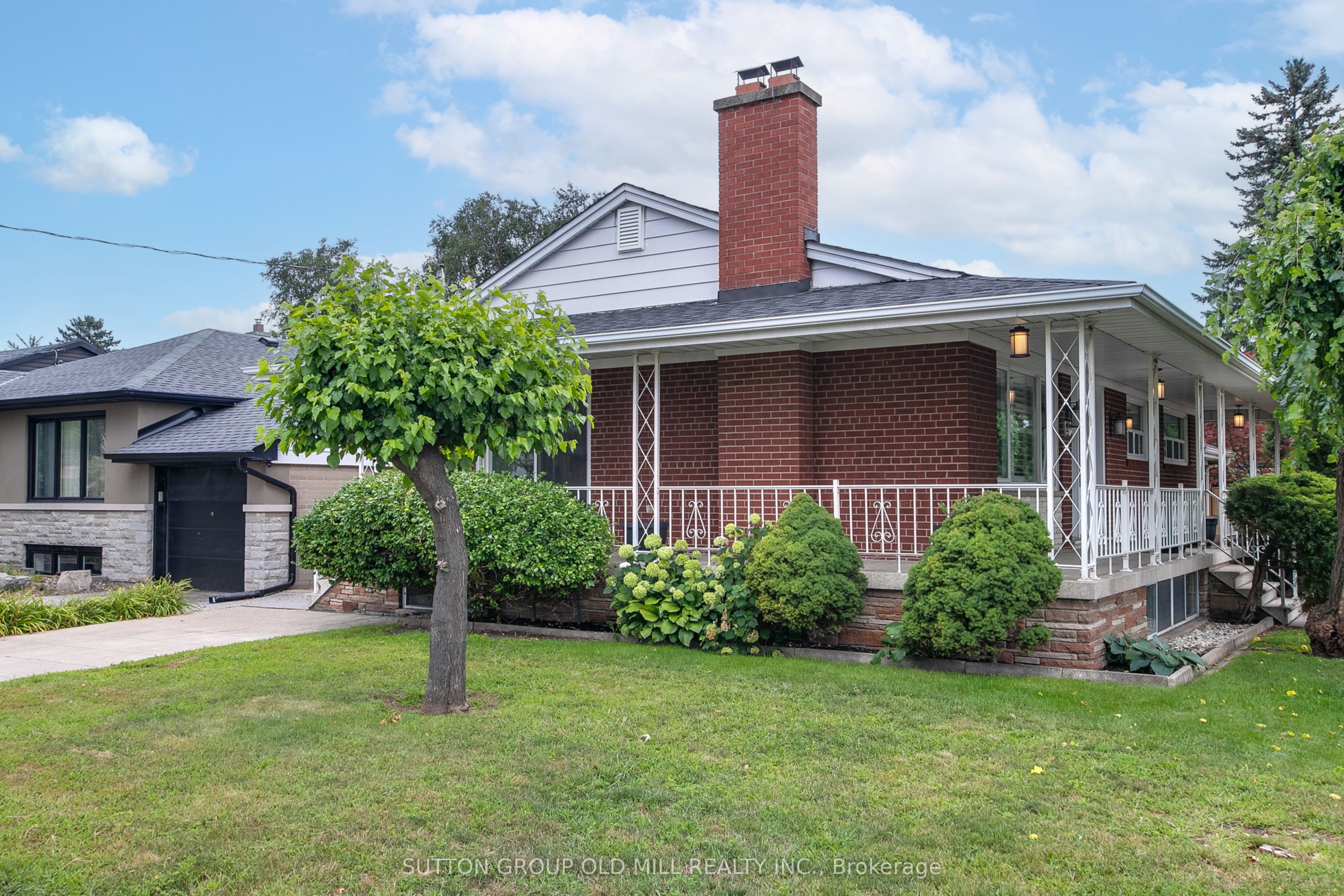 993 Islington Avenue, Toronto, ON M8Z 4R1 photo 3