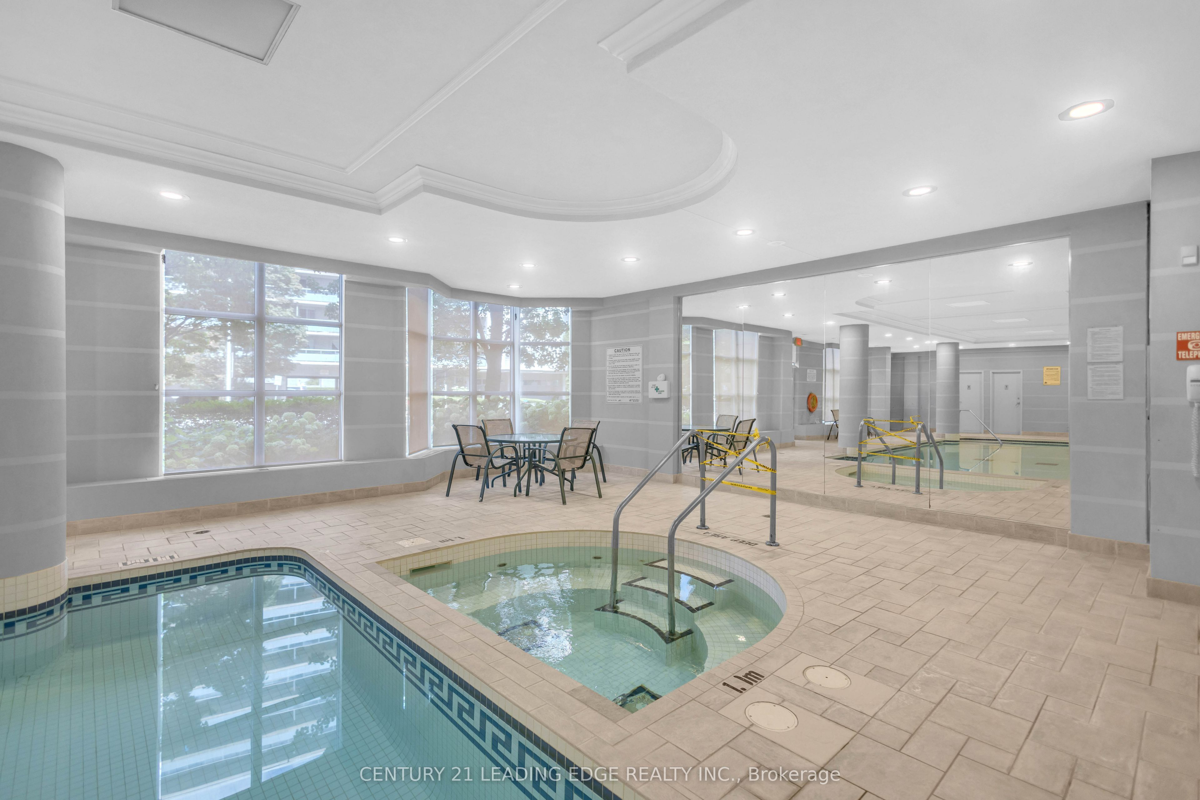 442 Maple Ave Avenue 403, Burlington, ON L7S 2L7 photo 4
