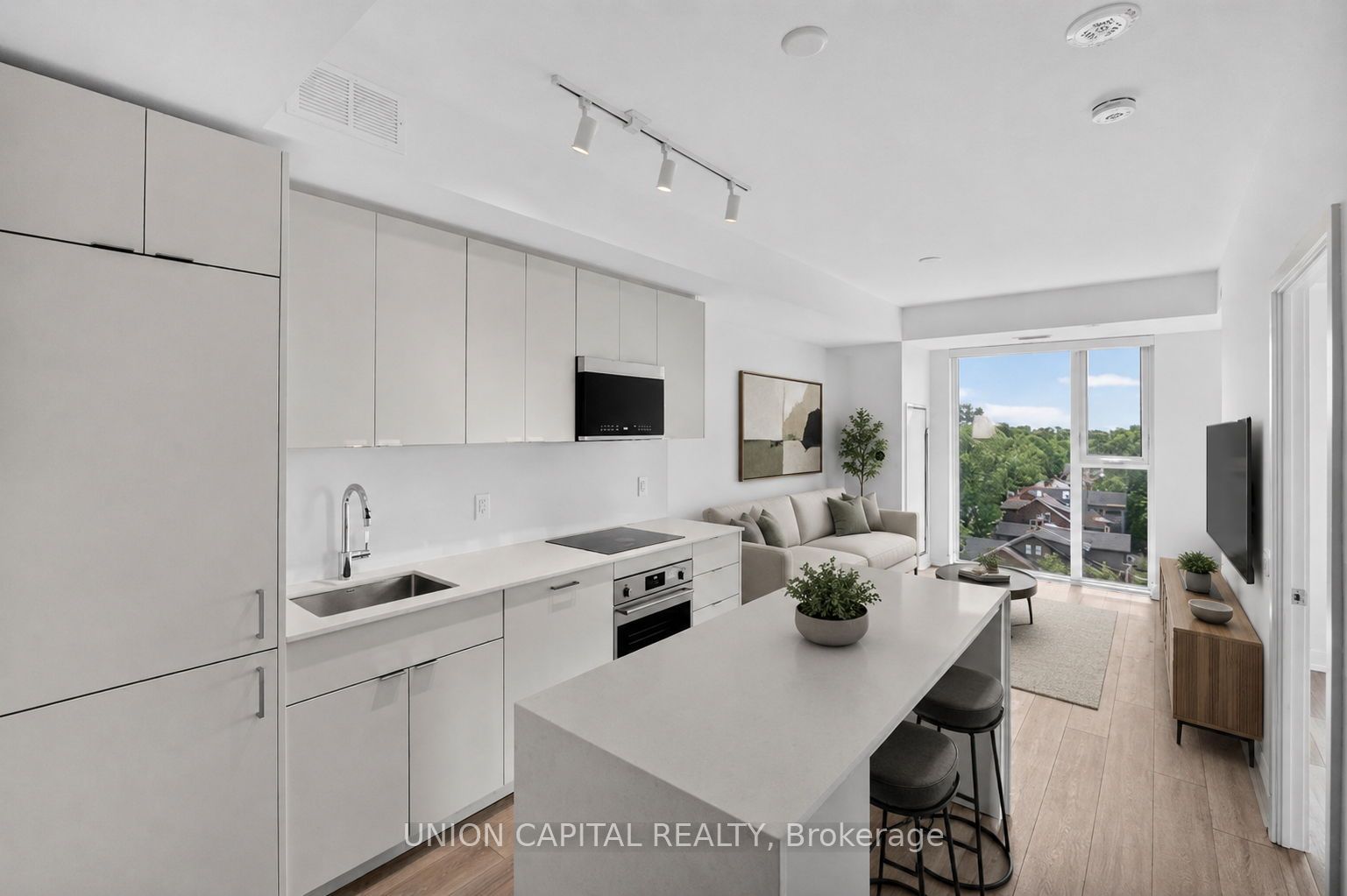 1660 Bloor Street W 910, Toronto, ON M6P 0C6 photo 4