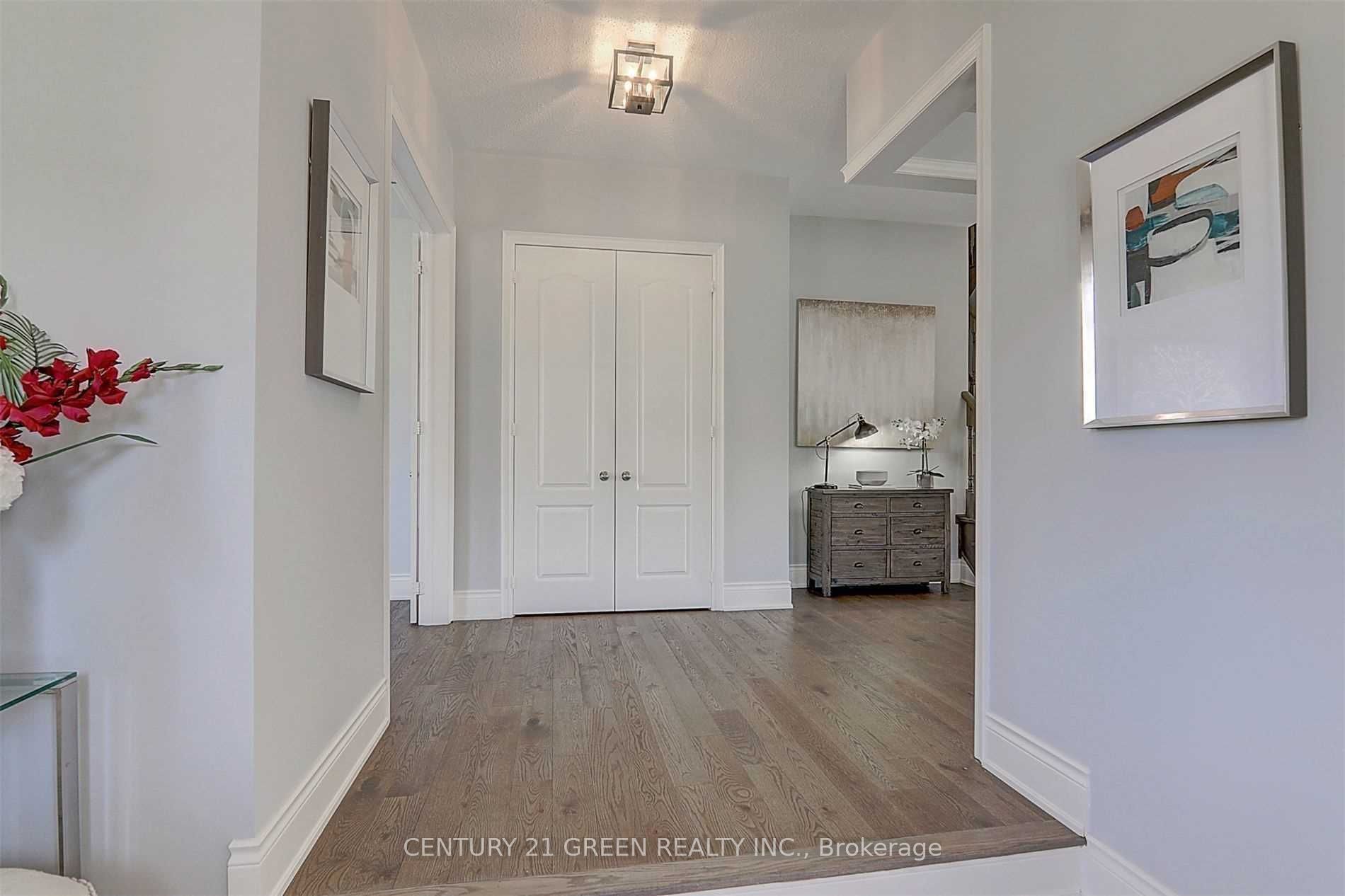 3276 Meadow Marsh Crescent, Oakville, ON L6H 0T6 photo 5