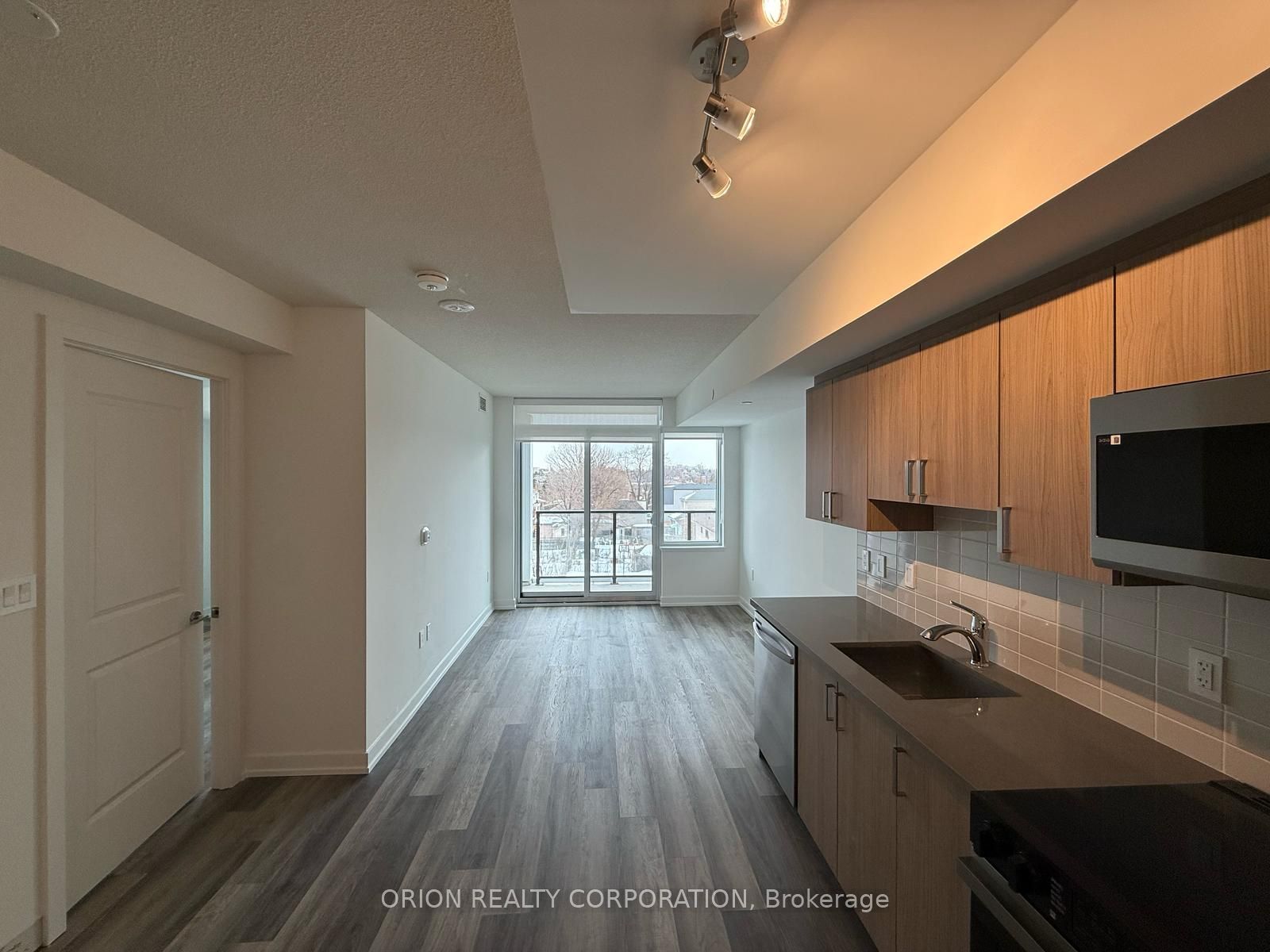 556 Marlee Avenue 431, Toronto, ON M6B 0B1 photo 4