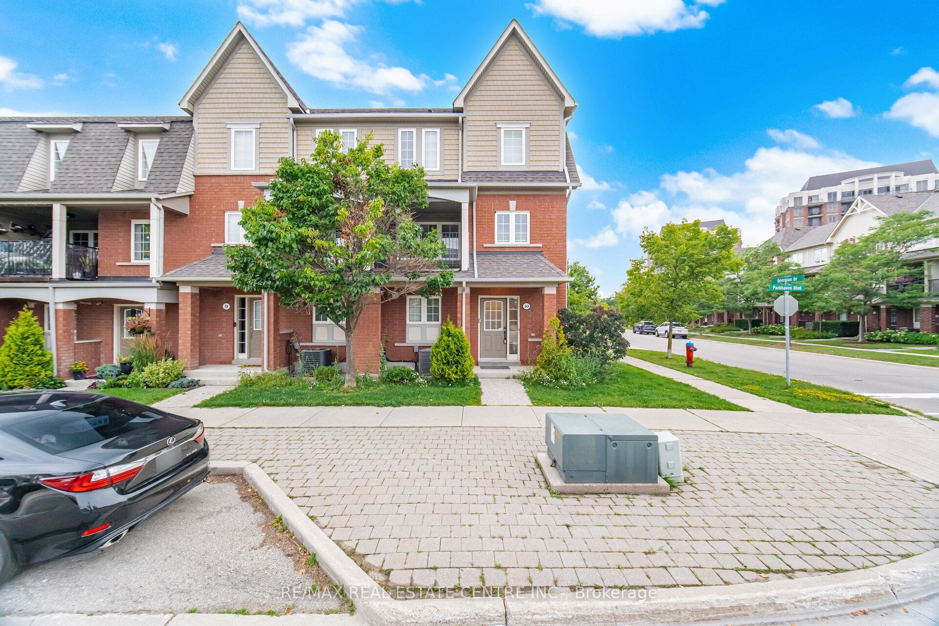 2360 Parkhaven Boulevard 10, Oakville, ON L6H 7S6 photo 2