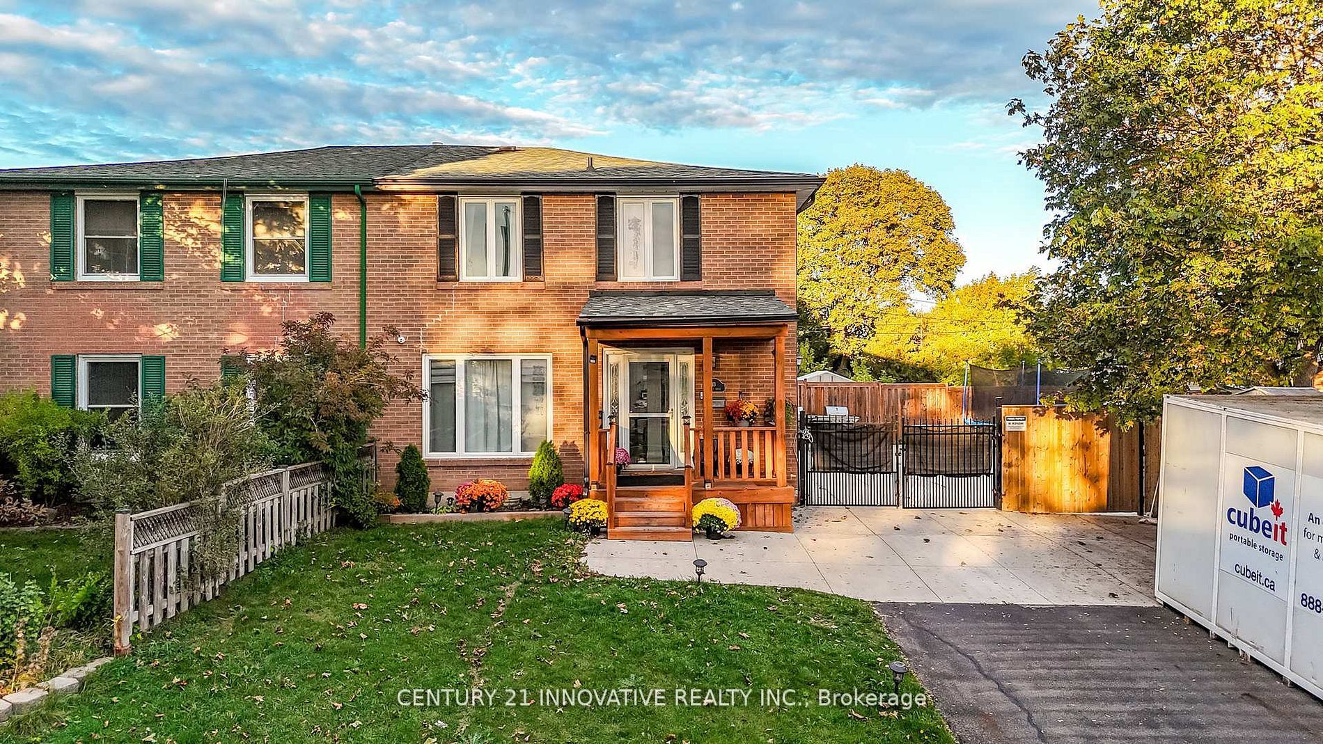 13 Dorset Drive, Brampton, ON L6T 2Y1 photo 2