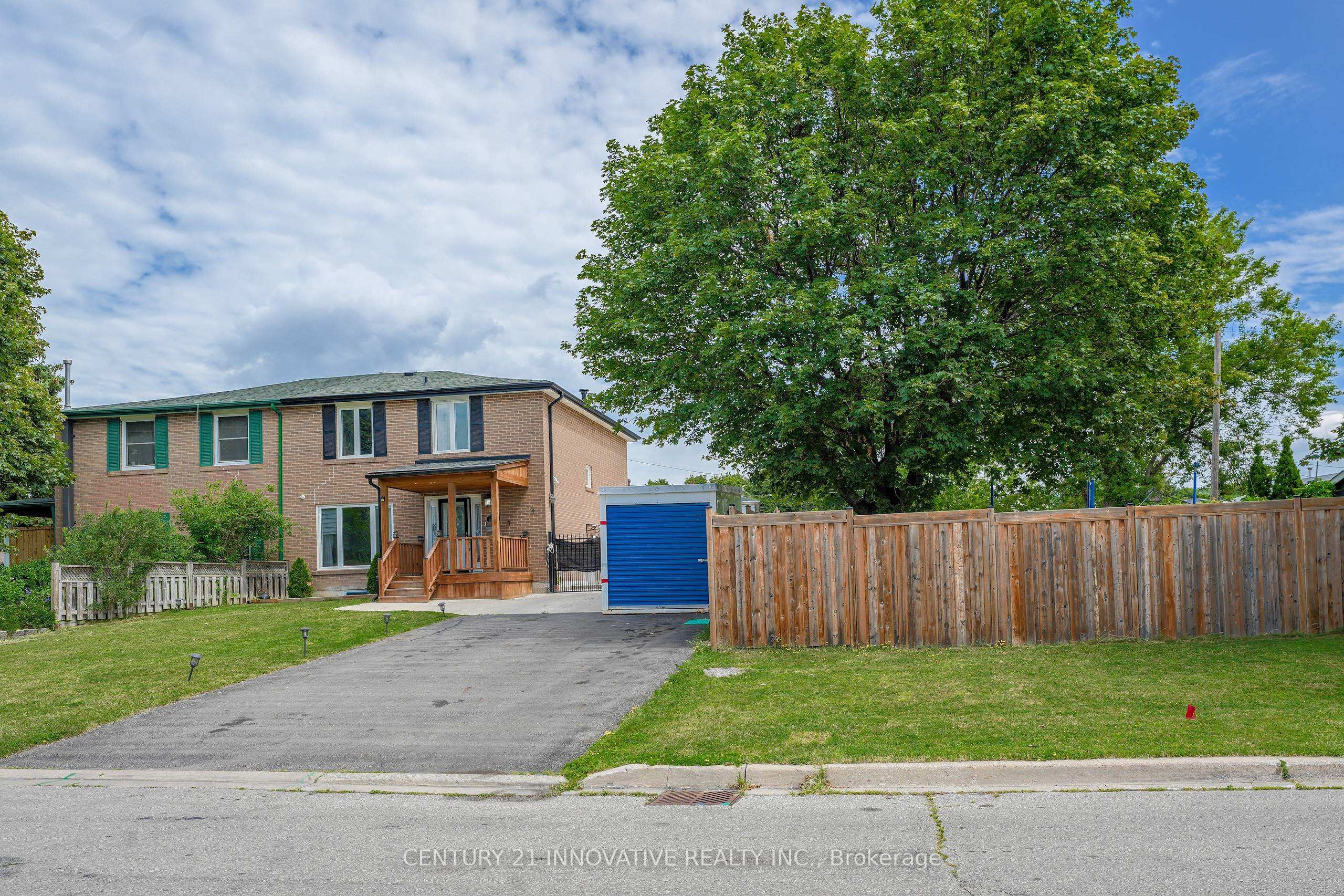 13 Dorset Drive, Brampton, ON L6T 2Y1 photo 3