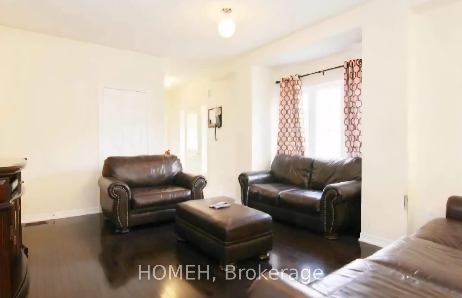 70 Evanwood Crescent Upper level, Brampton, ON L6X 0P7 photo 3