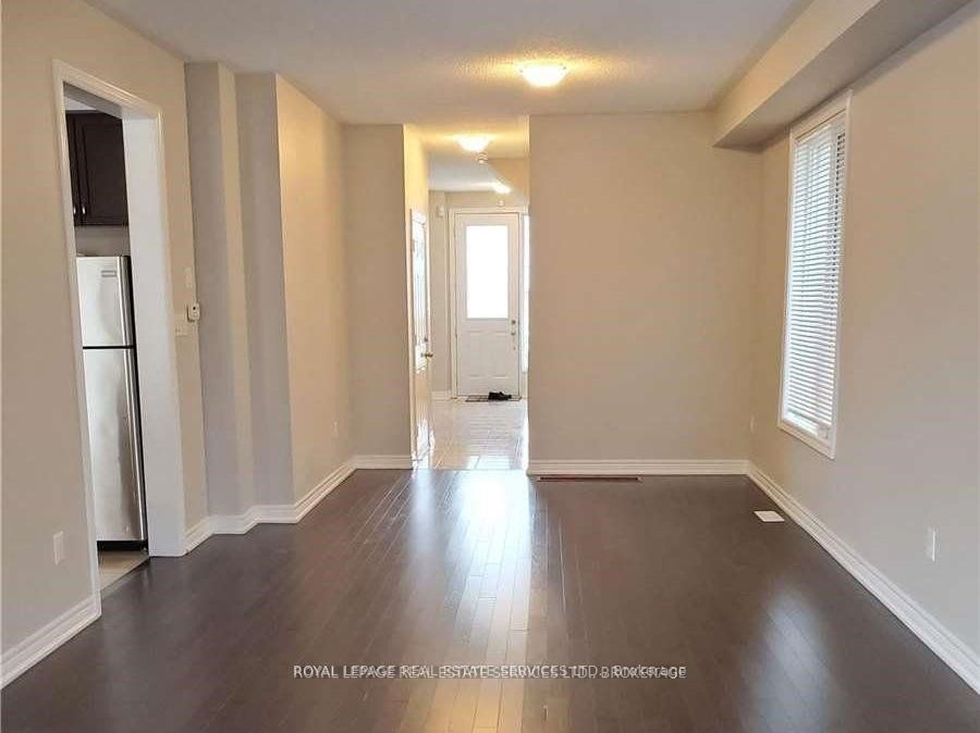 39 Vezna Crescent, Brampton, ON L6X 5K5 photo 3