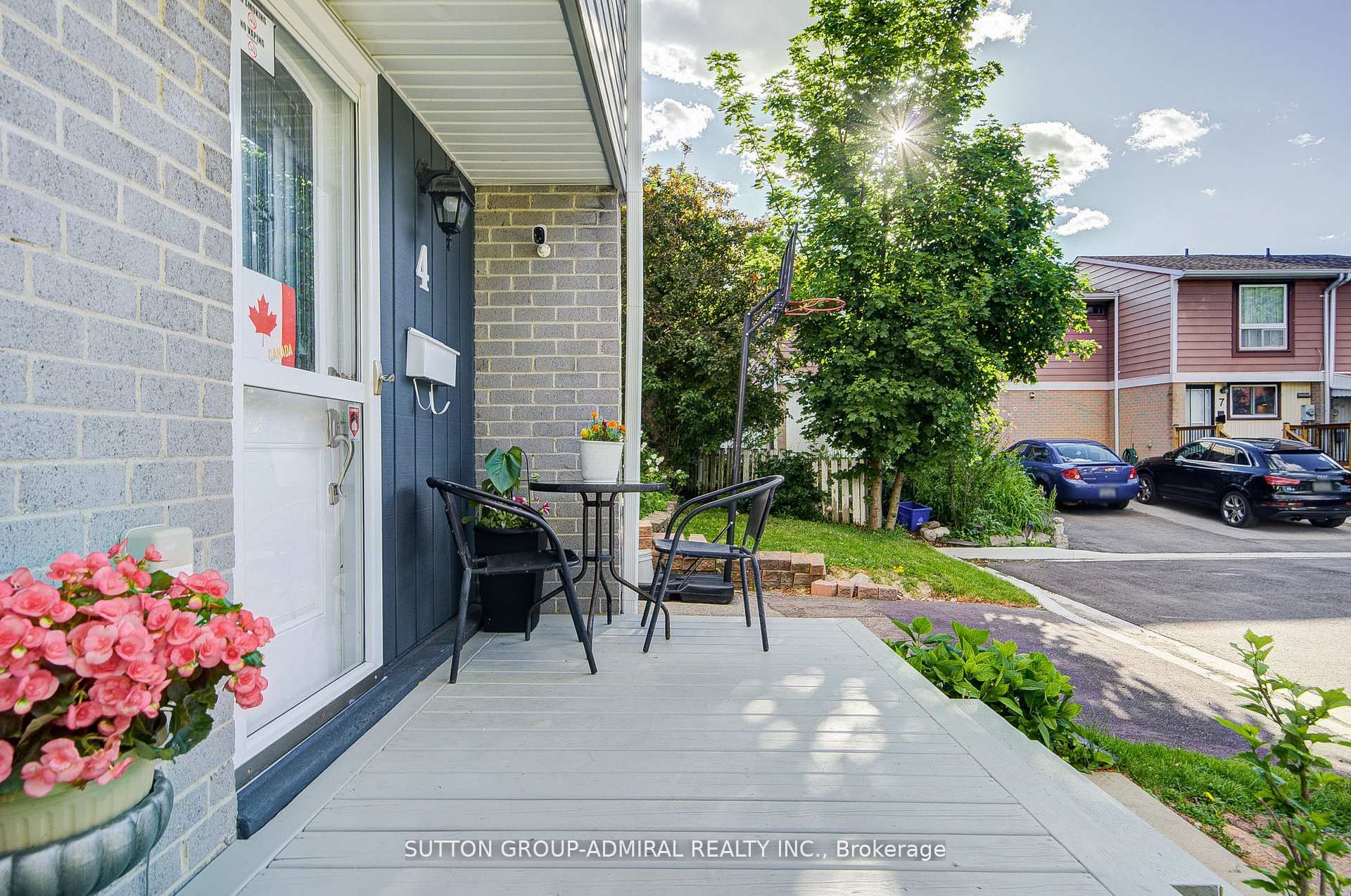 4 Hilda Court, Brampton, ON L6S 2C1 photo 5