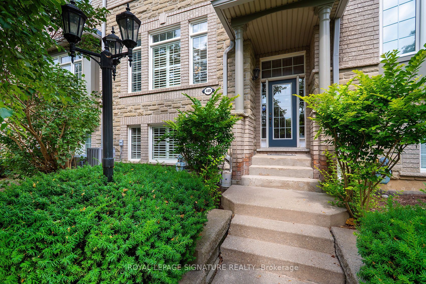 469 Bristol Road W, Mississauga, ON L5R 4G2 photo 2