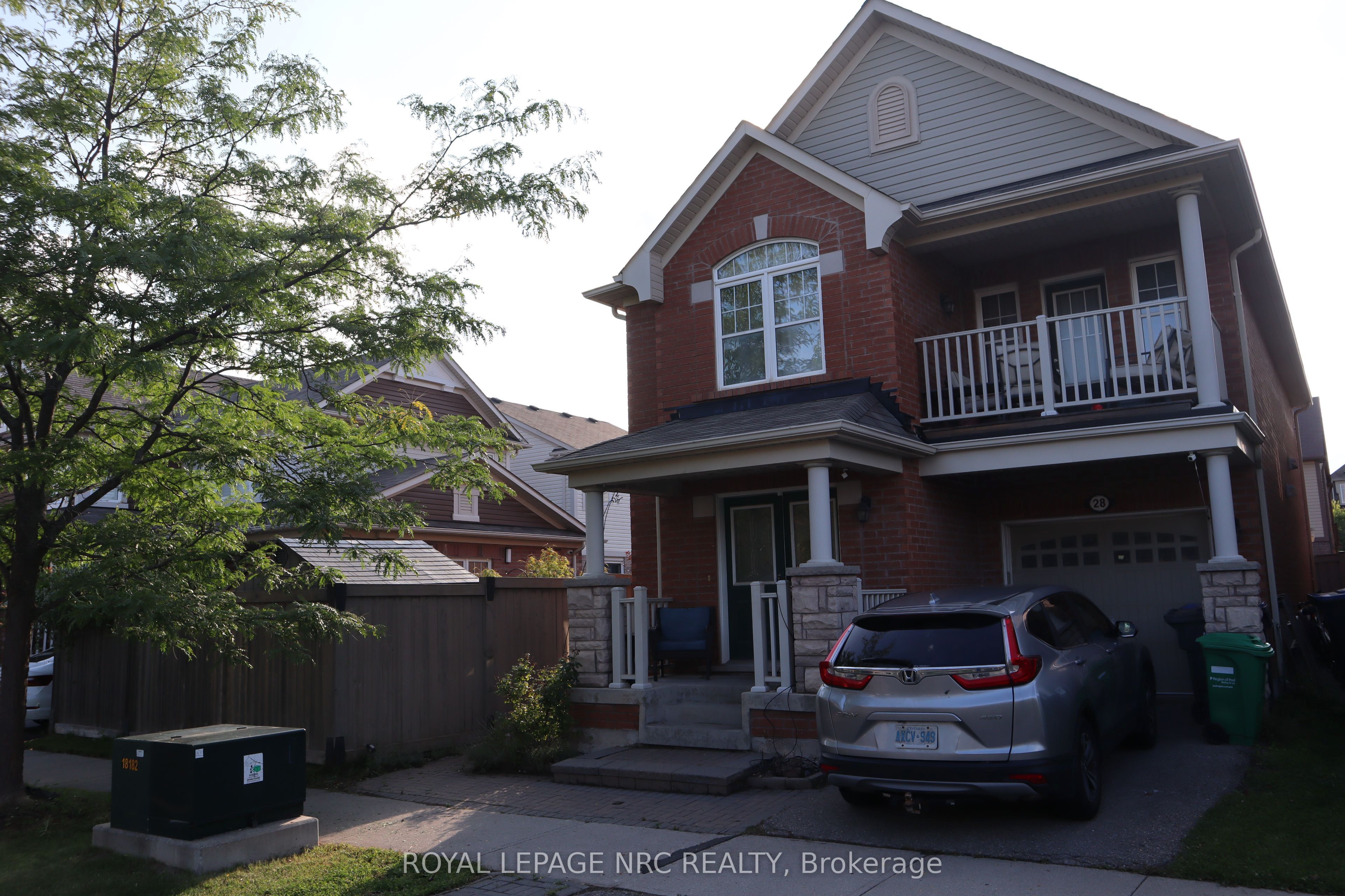 28 Dulverton Drive, Brampton, ON L7A 0P3 photo 3