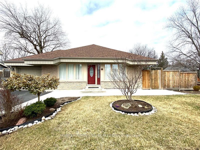 46 Alpha Mills Road, Mississauga, ON L5N 1H6