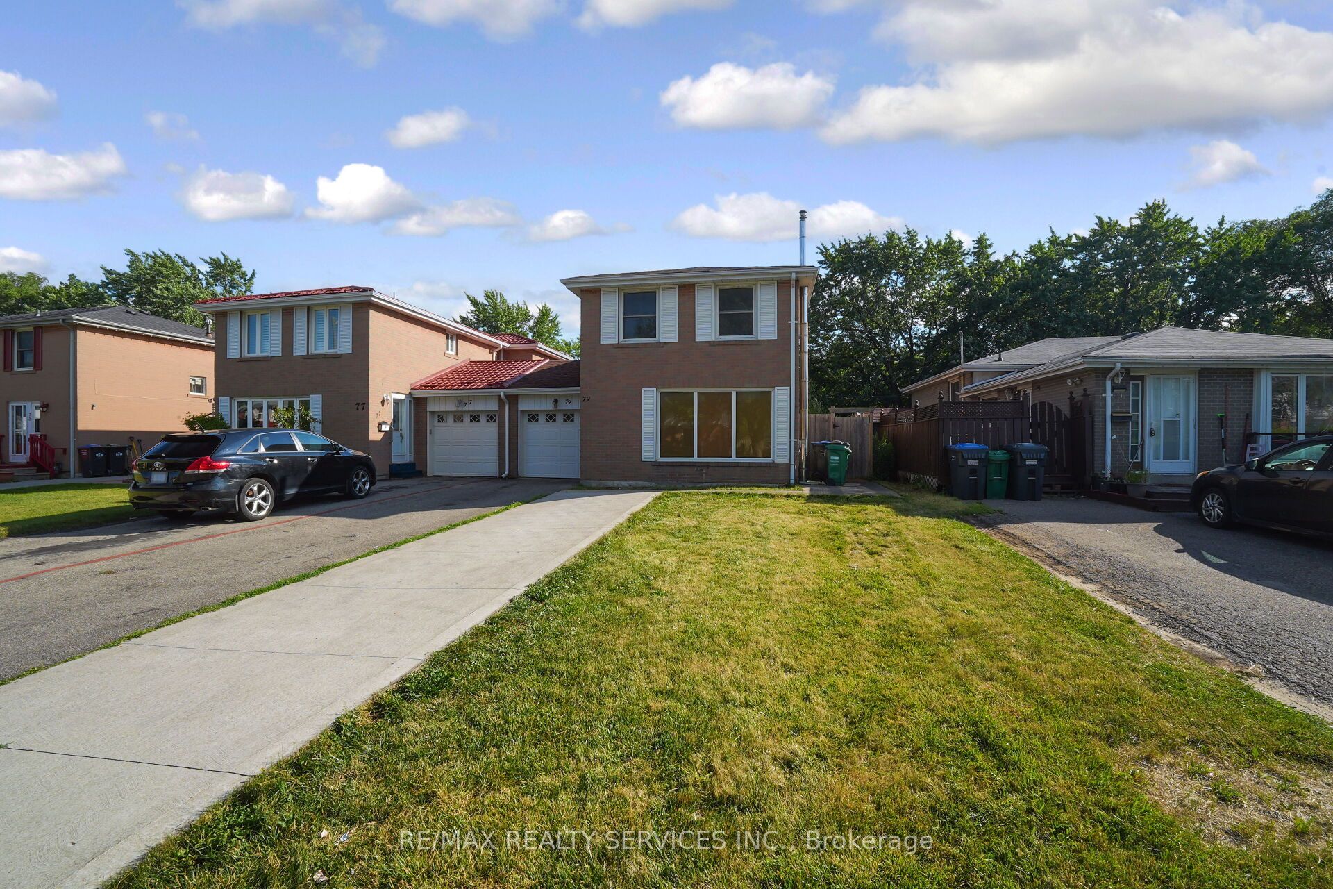 79 Cloverdale Drive, Brampton, ON L6T 2T5