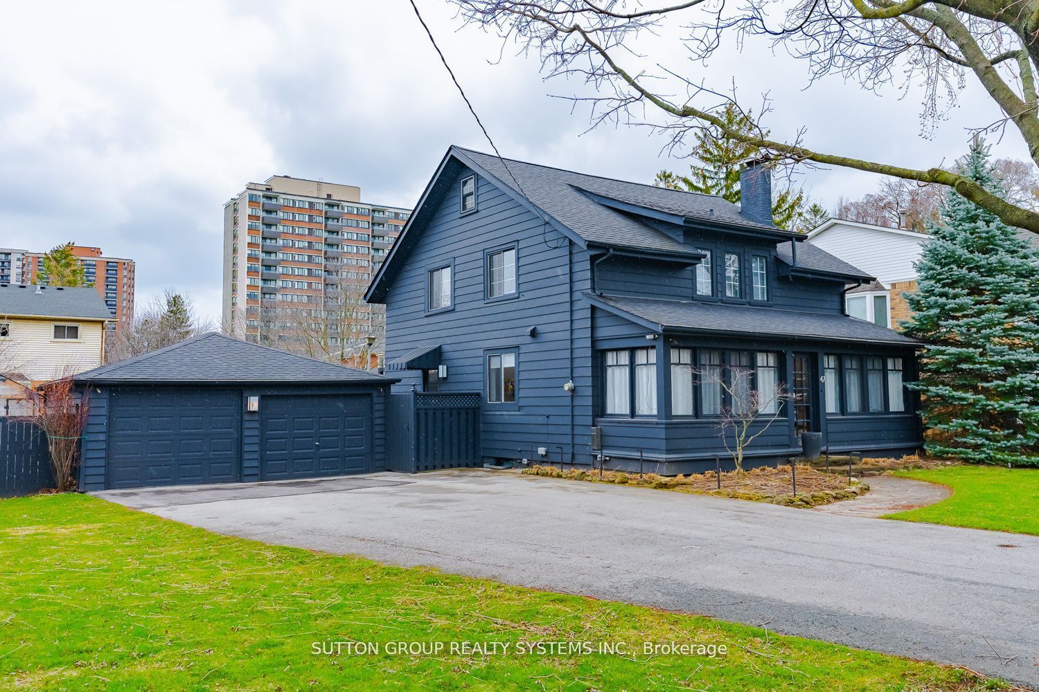 47 Nelson Street, Oakville, ON L6L 3H5 photo 3