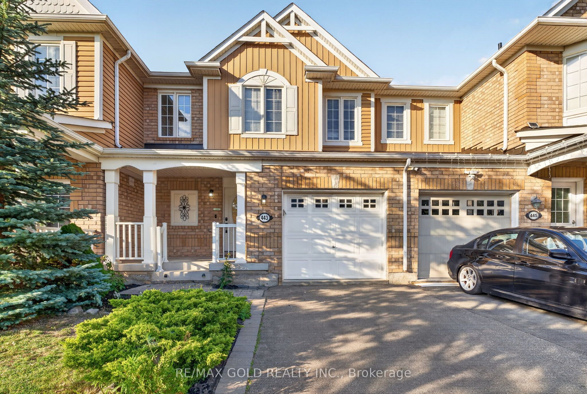 443 Cavanagh Lane, Milton, ON L9T 8G6 photo 2