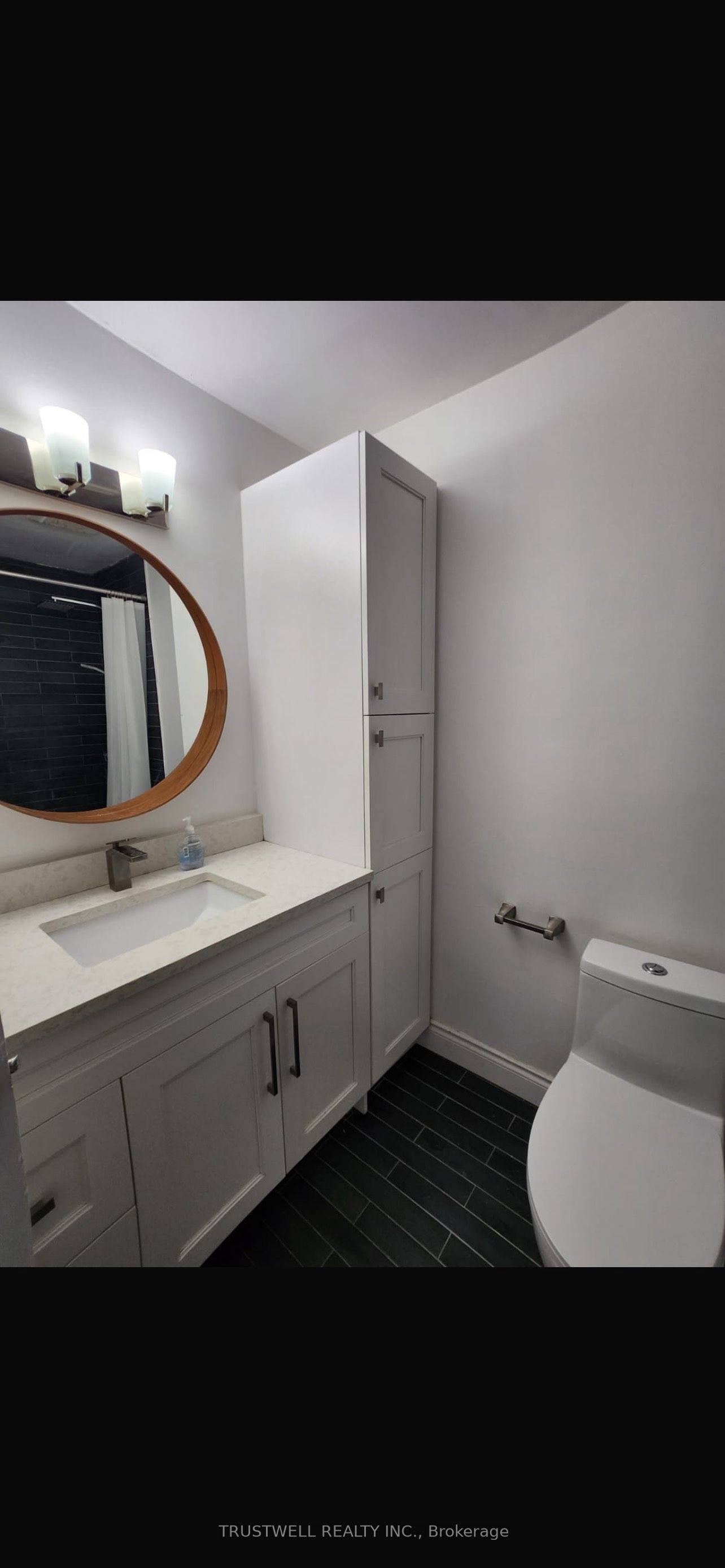 3040 Constitution Boulevard 105, Mississauga, ON L4Y 3X7 photo 3