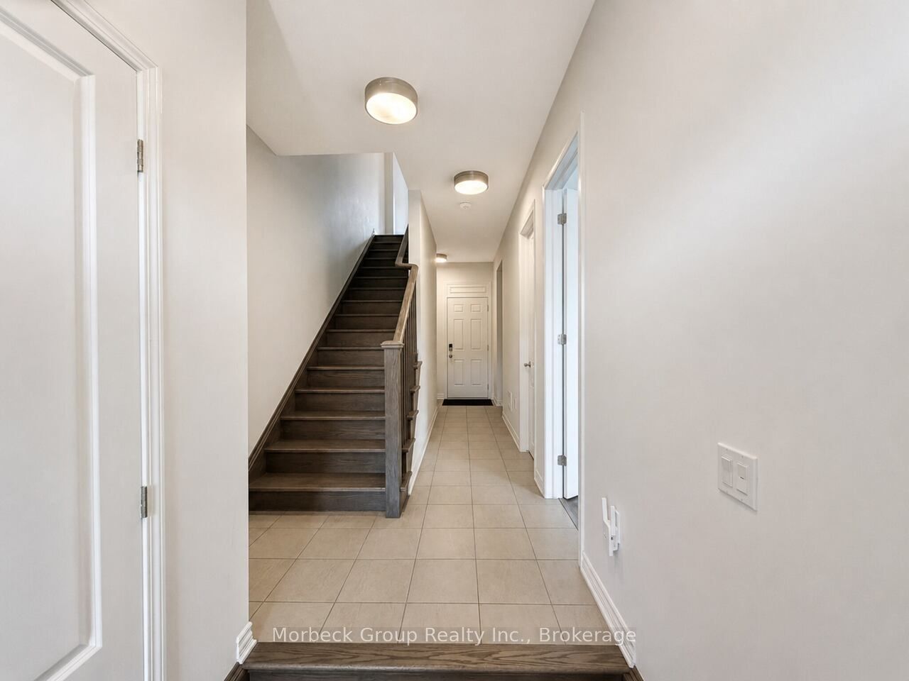 3042 Merrick Road, Oakville, ON L6H 7Y2 photo 2