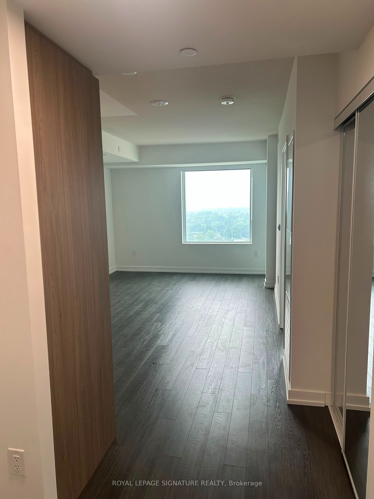 4010 Eglinton Avenue W 1409, Toronto, ON M9A 0G5 photo 5