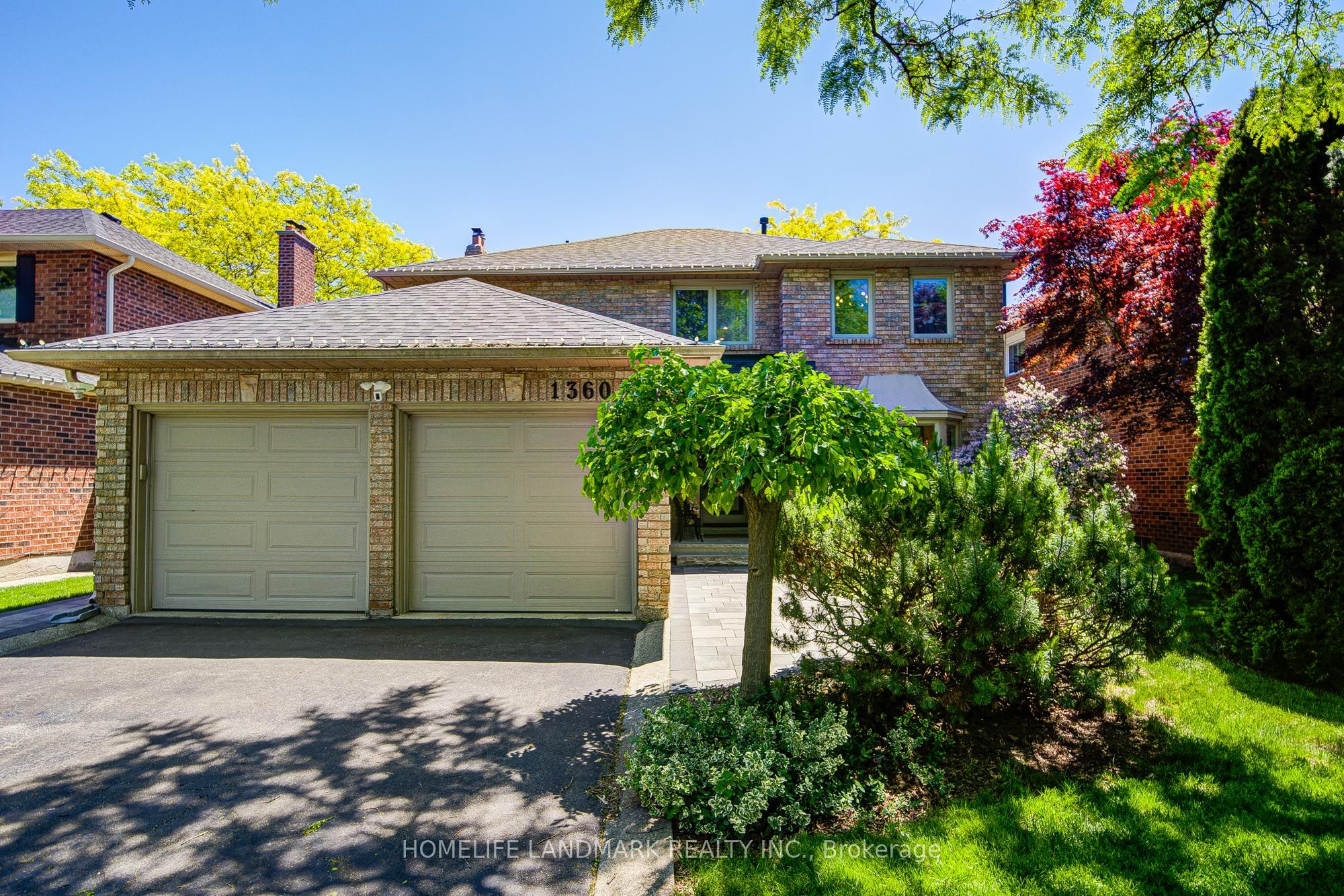 1360 Old English Lane, Oakville, ON L6M 2P8