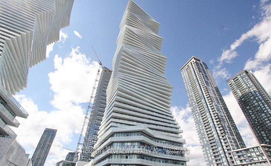 3900 Confederation Parkway 2908, Mississauga, ON L5B 0M3