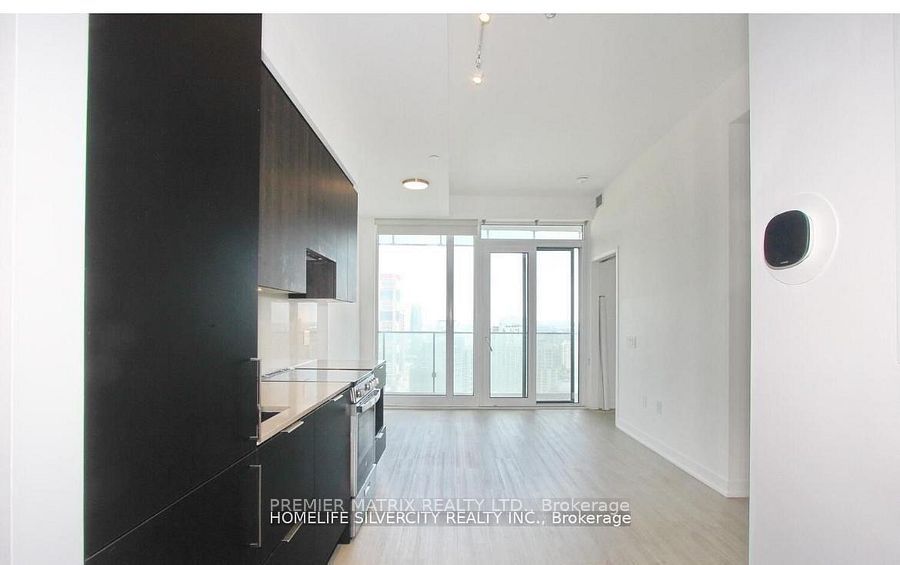 3900 Confederation Parkway 2908, Mississauga, ON L5B 0M3 photo 3