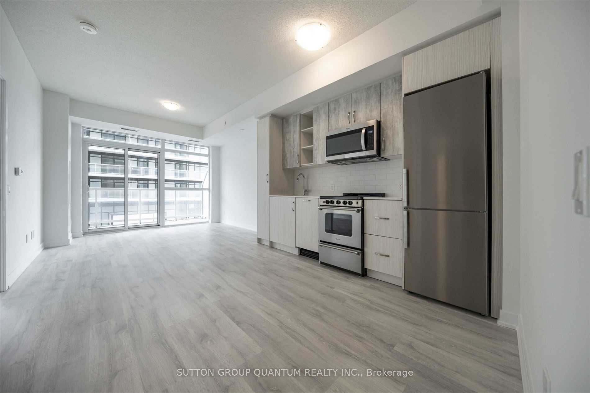 251 Manitoba Street 614, Toronto, ON M8Y 0C7 photo 3